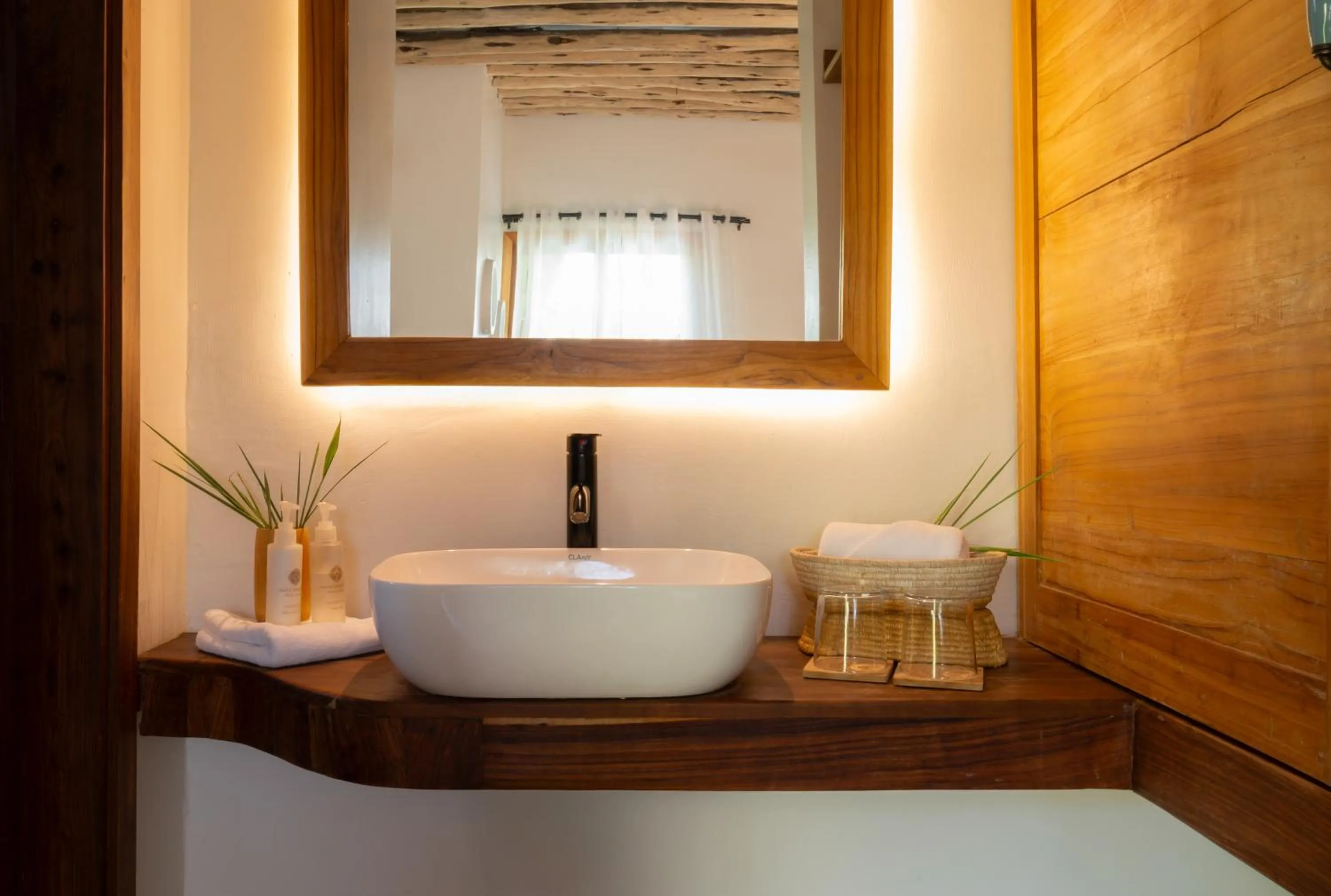Bathroom in Bamboo Zanzibar