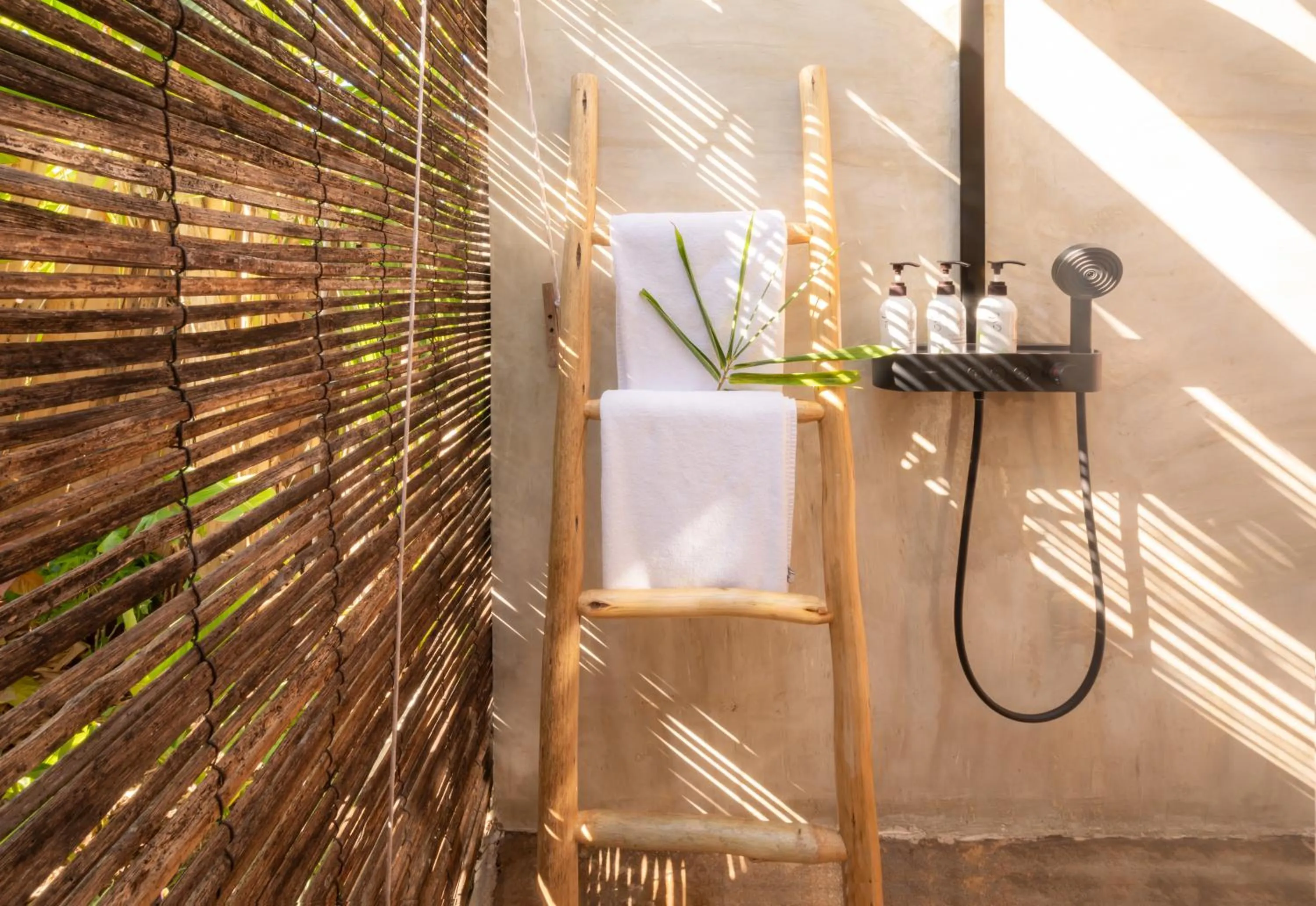 Shower in Bamboo Zanzibar