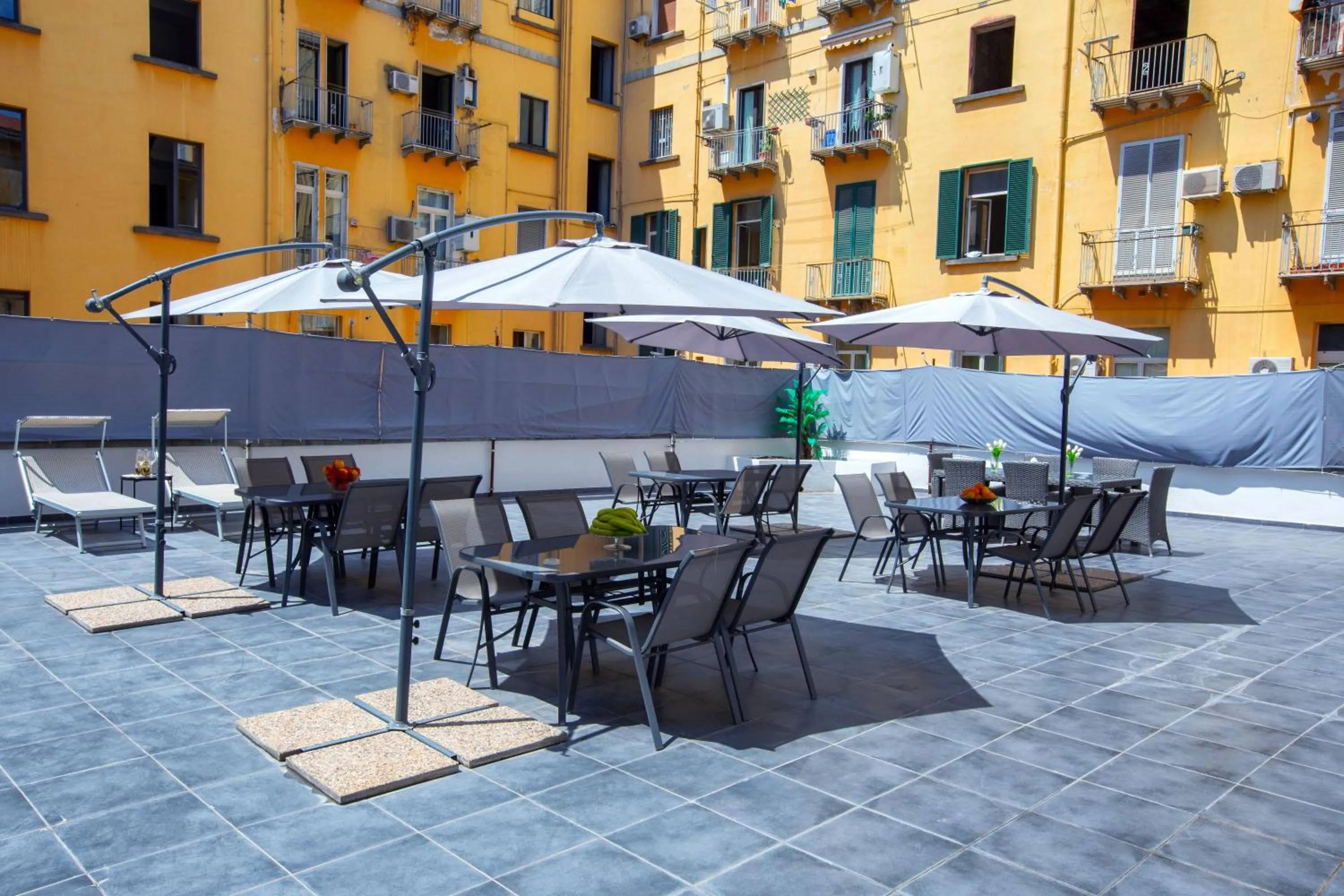 Balcony/Terrace in ROYAL ROOMS STATION NAPOLI