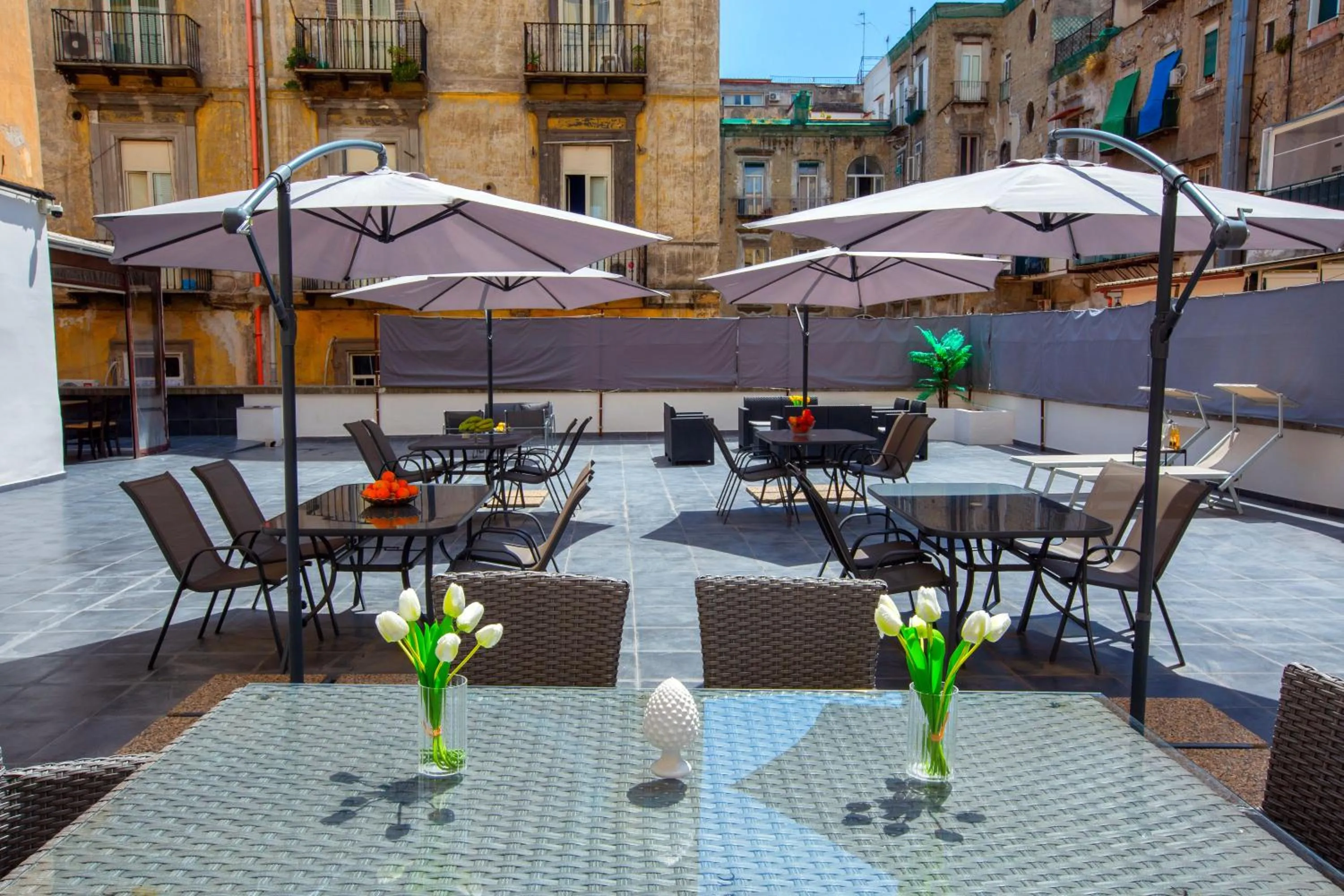 Balcony/Terrace in ROYAL ROOMS STATION NAPOLI