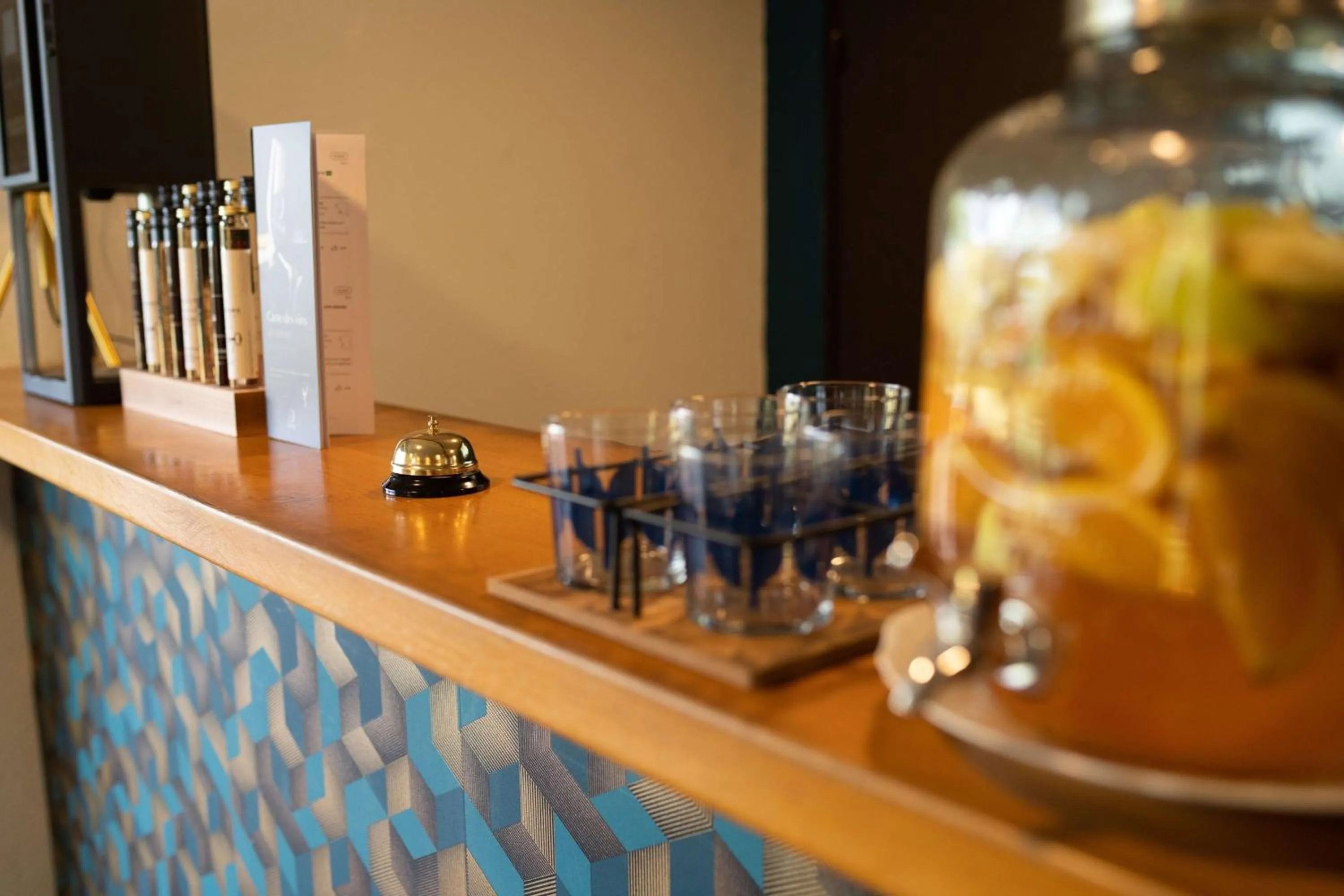 Lobby or reception in Brit Hotel Confort - La Tour Blanche