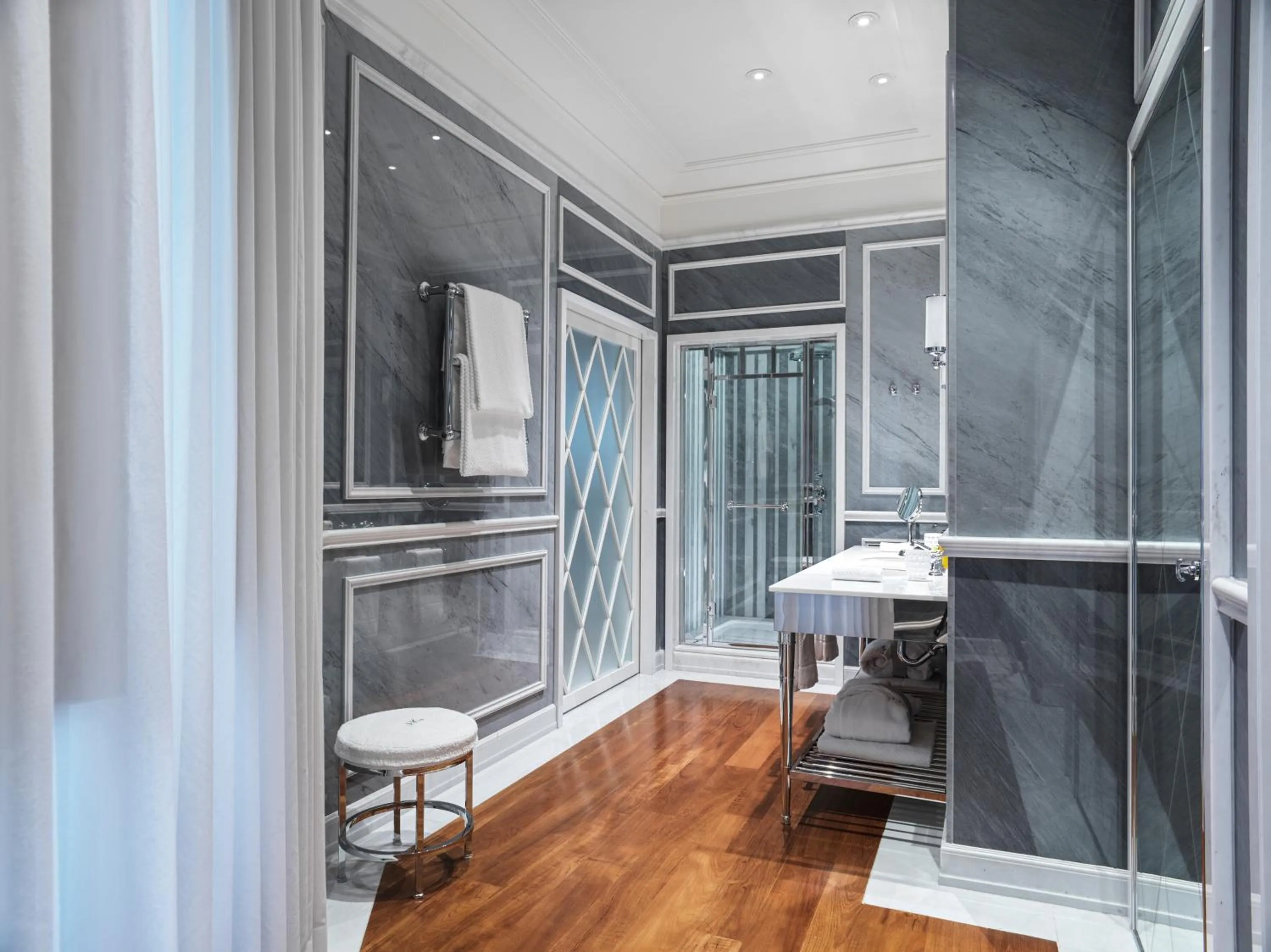 Shower in J.K. Place Roma - The Leading Hotels of the World