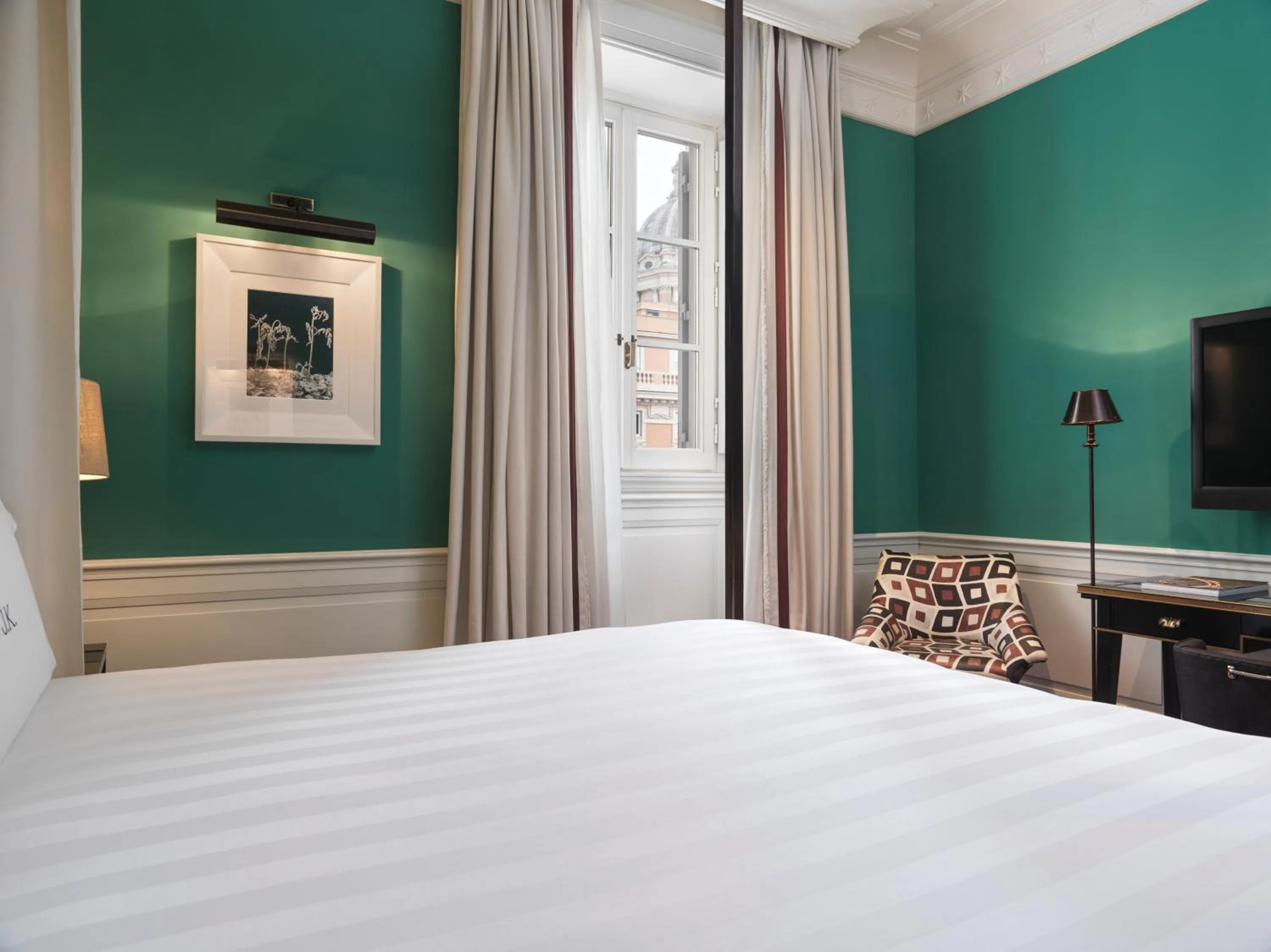 Bedroom, Bed in J.K. Place Roma - The Leading Hotels of the World