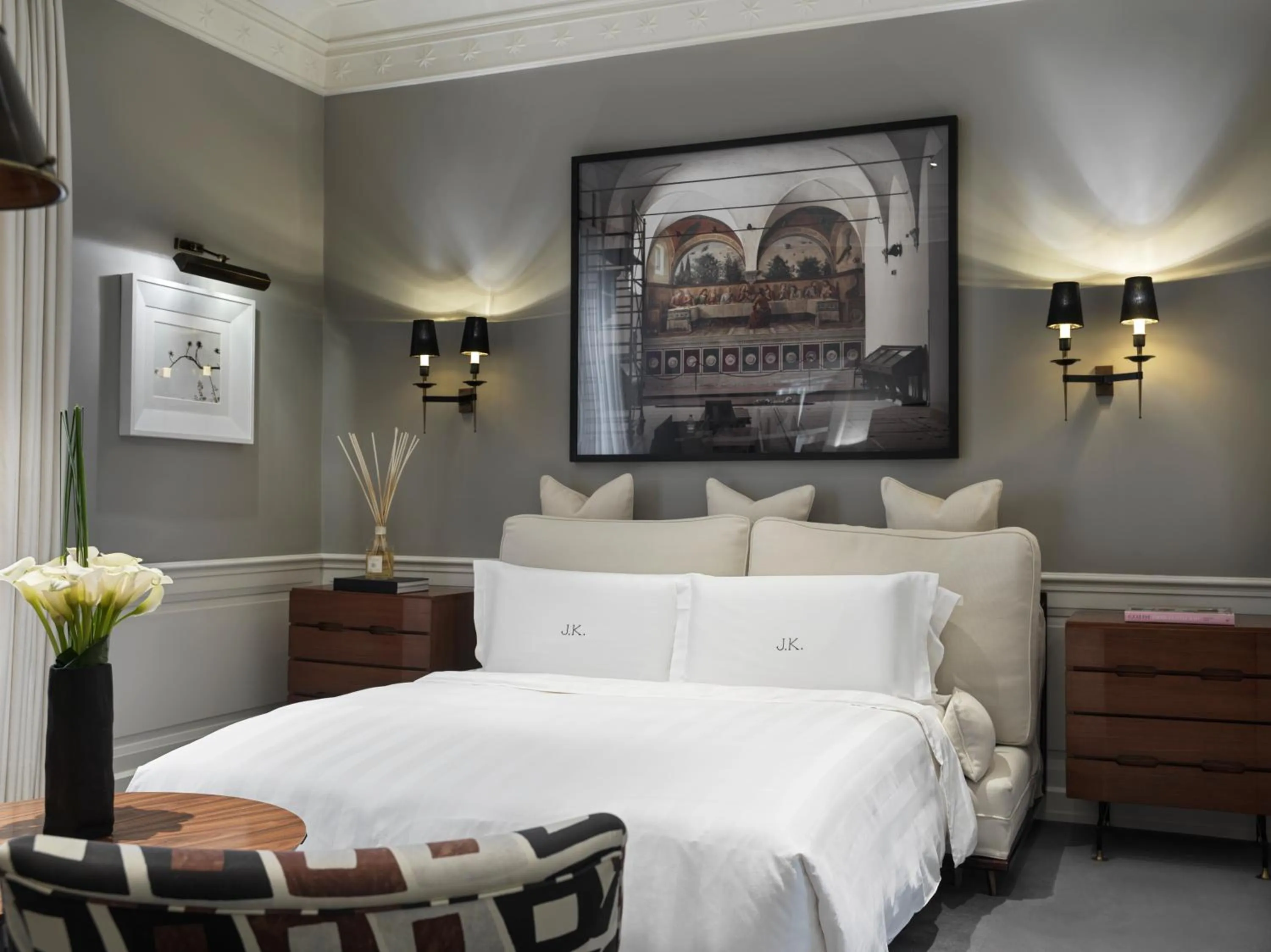 Living room, Bed in J.K. Place Roma - The Leading Hotels of the World