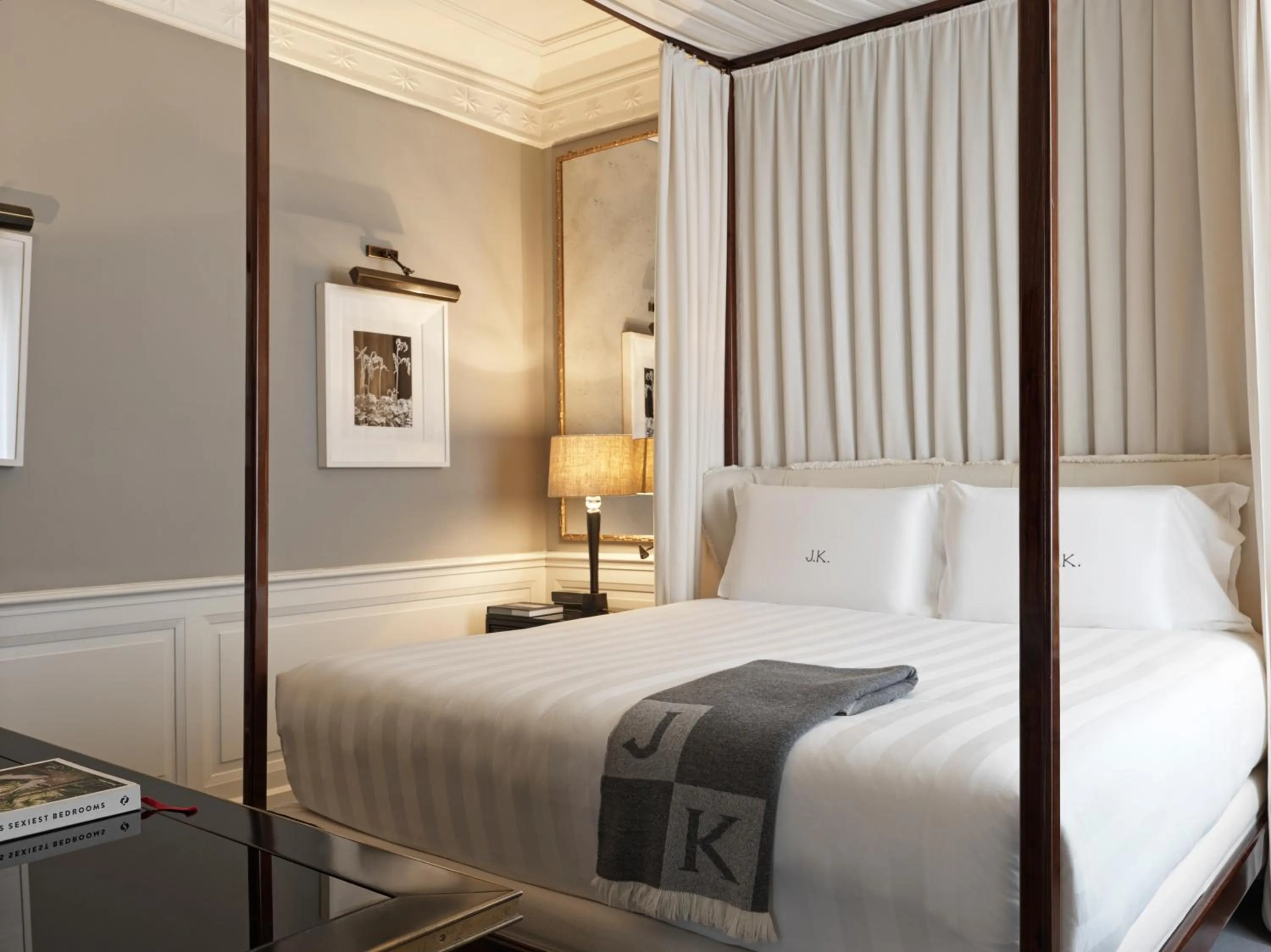 Bedroom, Bed in J.K. Place Roma - The Leading Hotels of the World