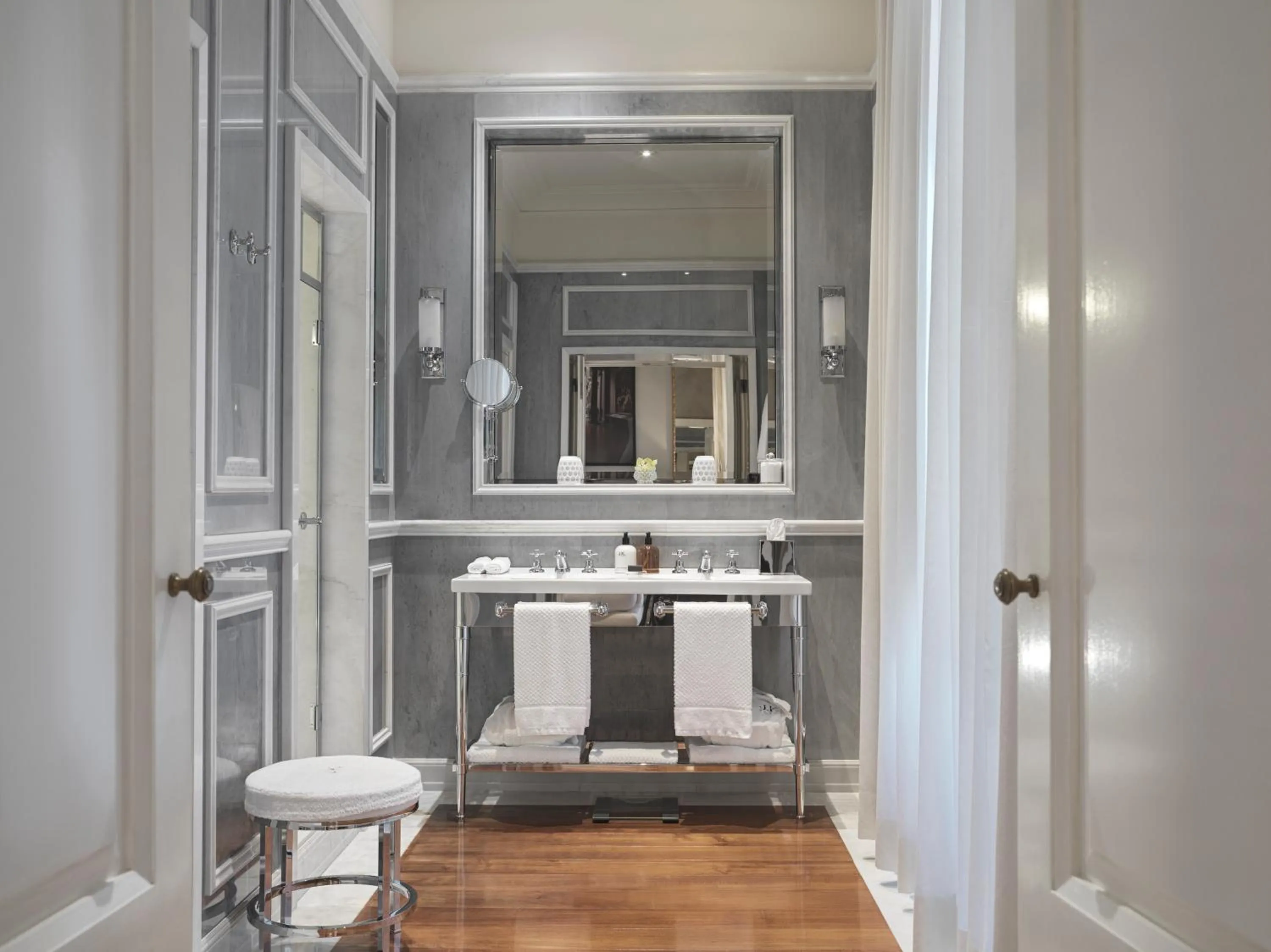 Bathroom in J.K. Place Roma - The Leading Hotels of the World