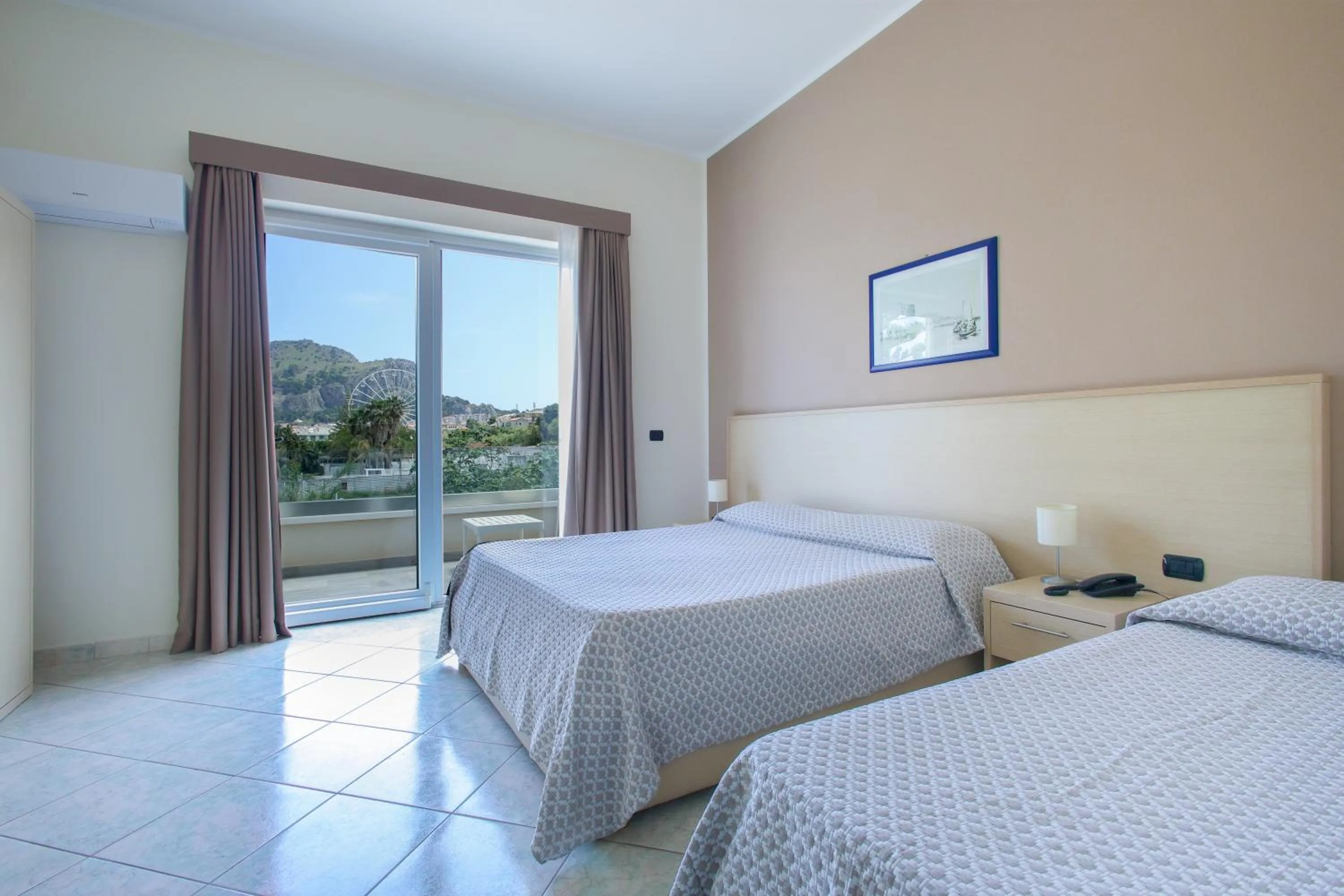 Bed in Hotel Tourist