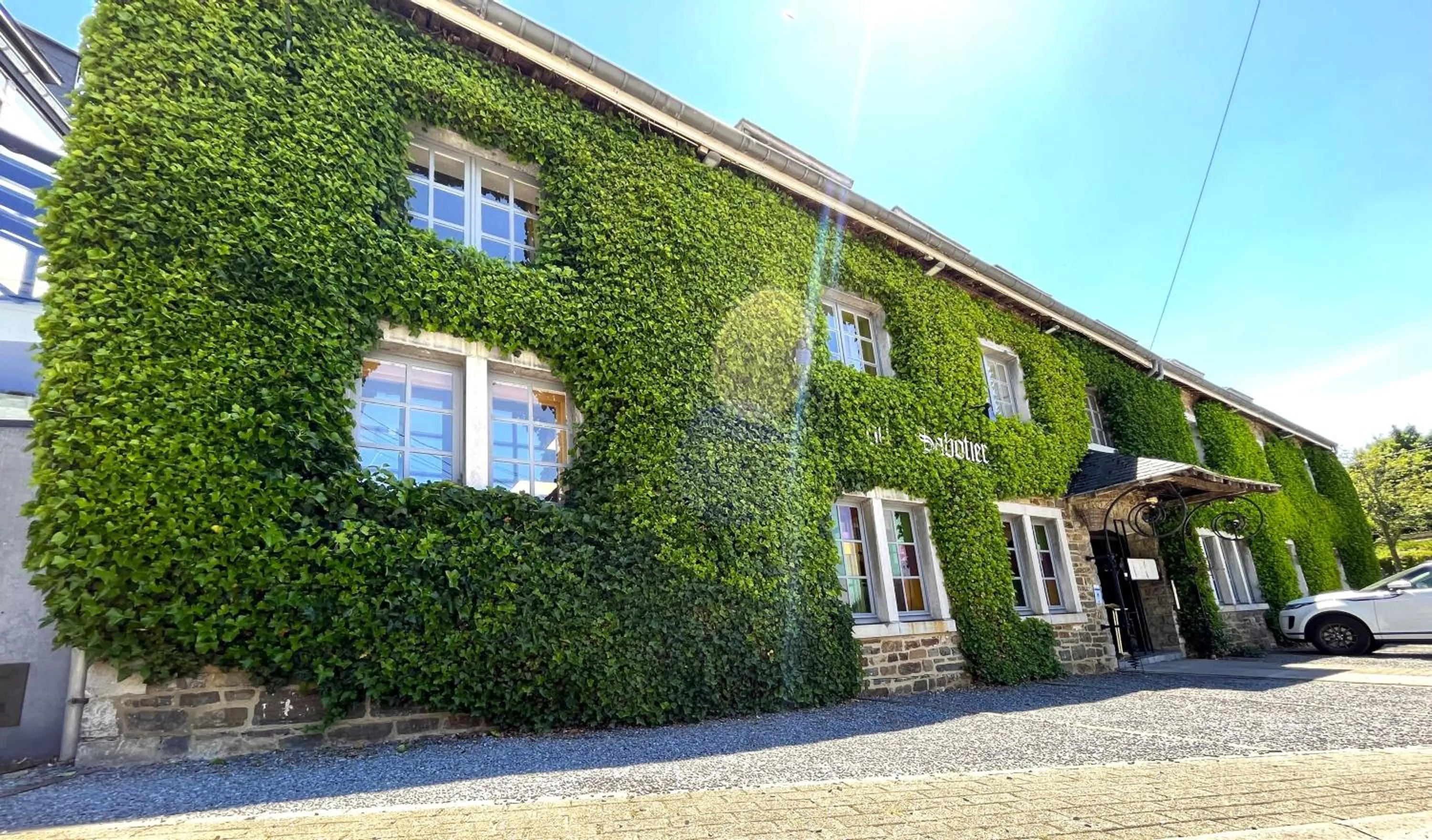 Property building in La Fontaine du Sabotier