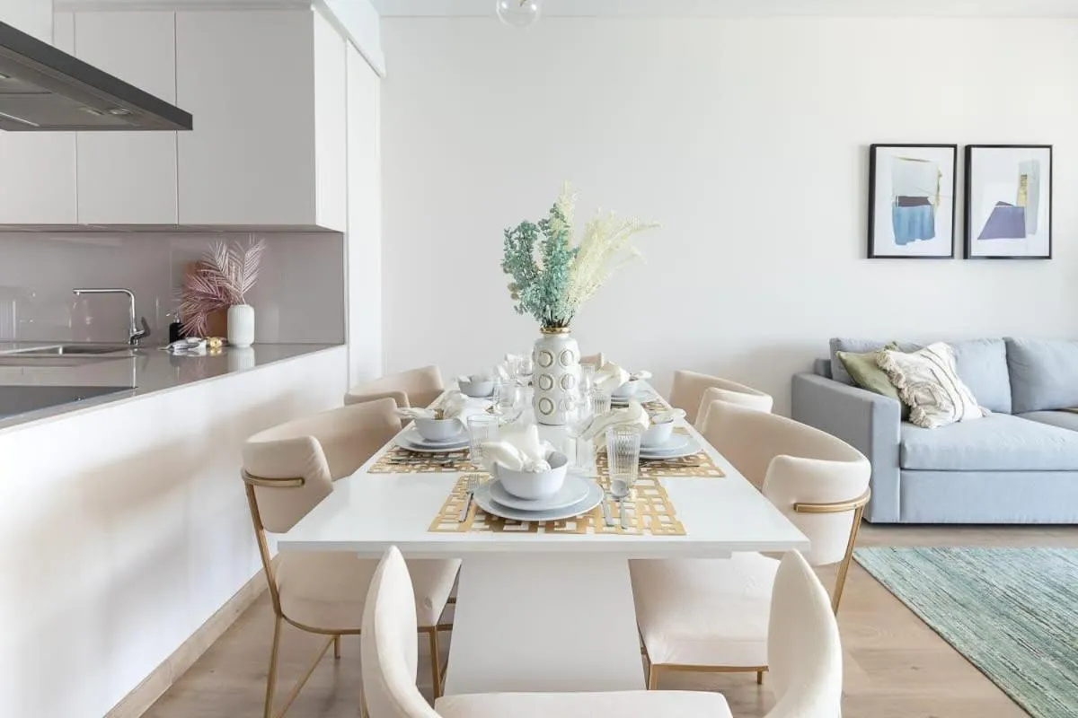 Frank Porter - The Address JBR