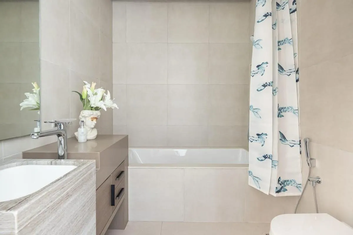 Frank Porter - The Address JBR