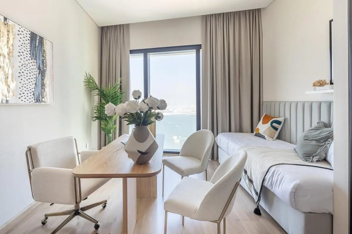 Bed in Frank Porter - The Address JBR