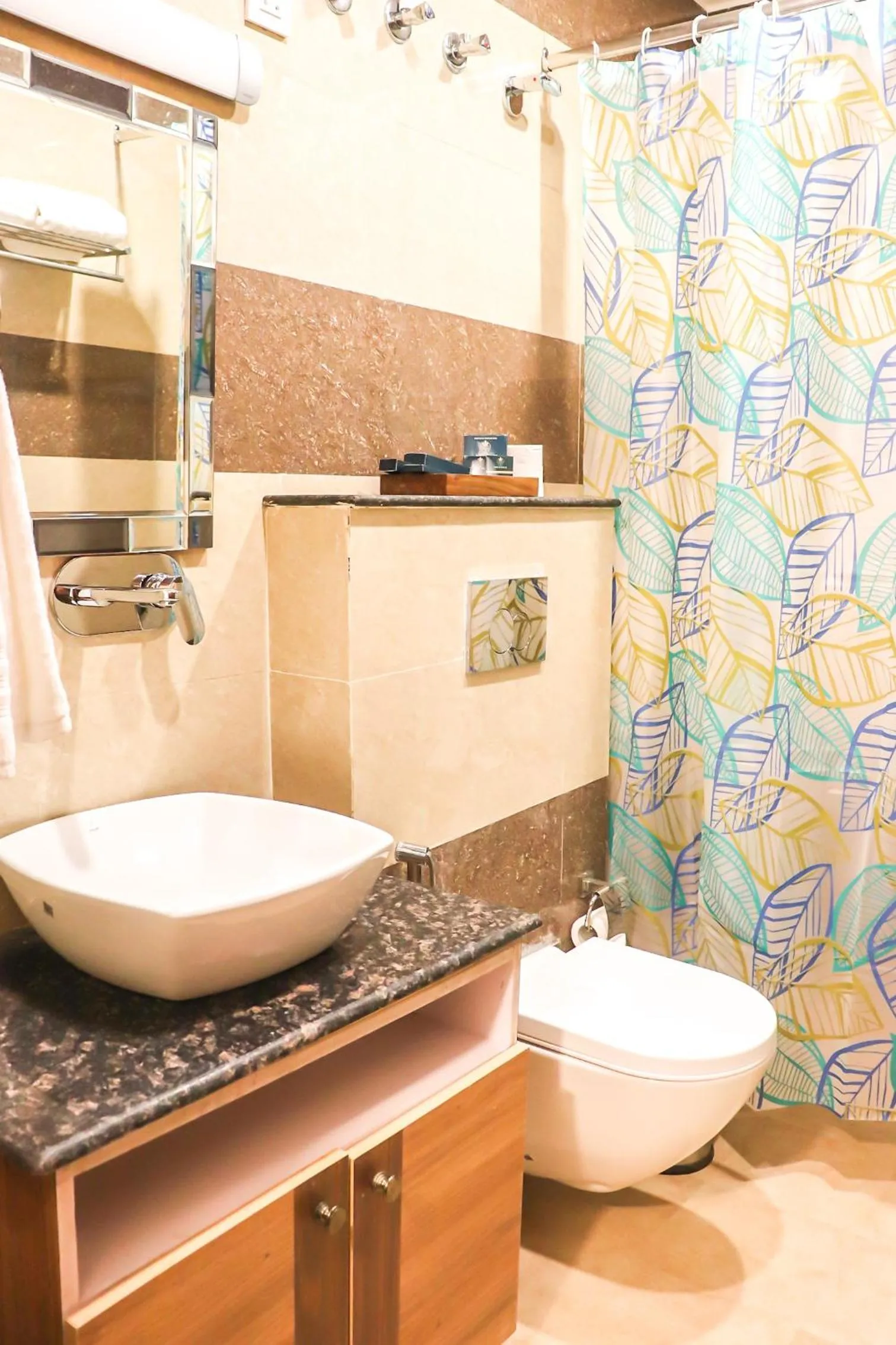 Bathroom in Hotel Royal Palm Dehradun