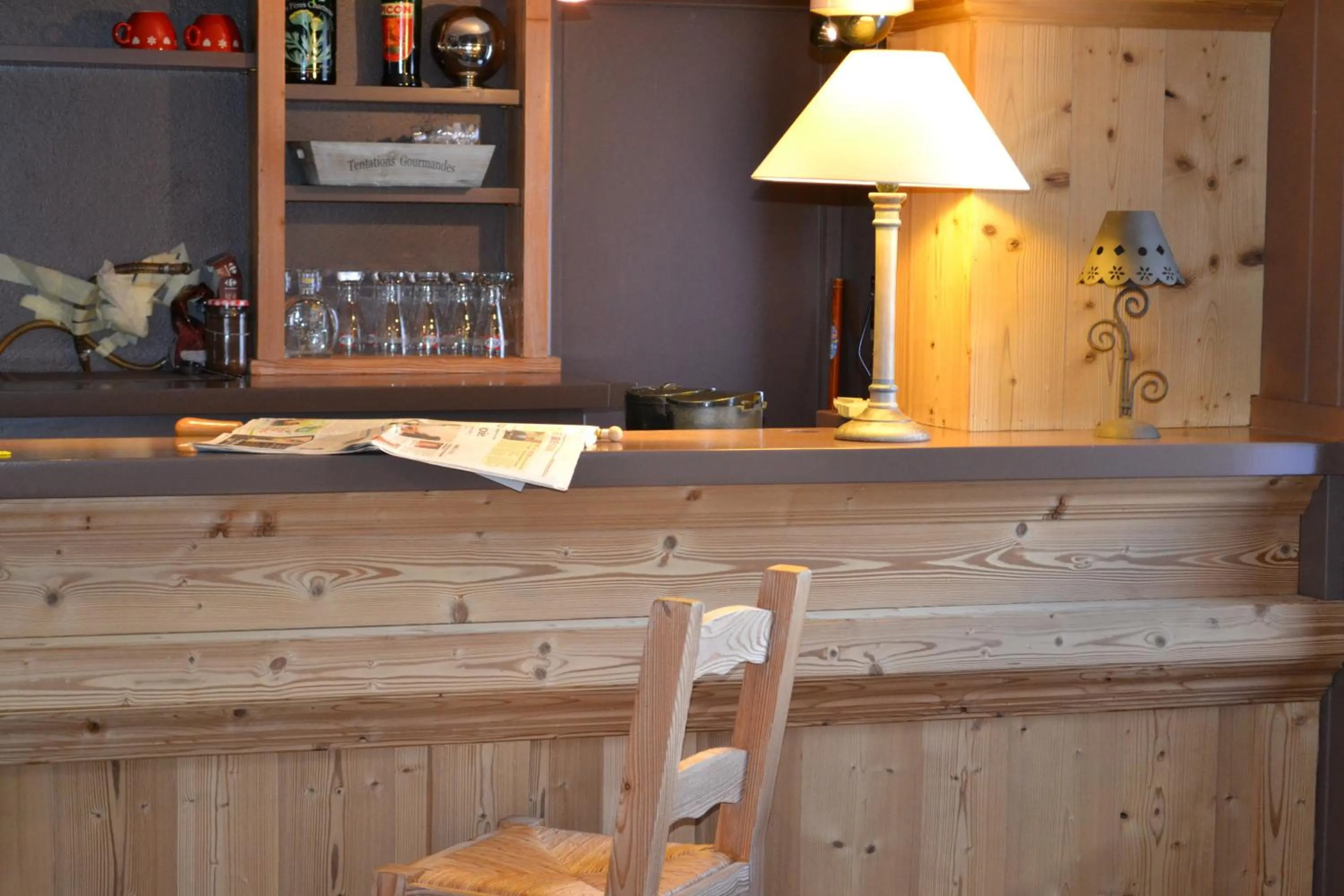 Decorative detail in Hôtel et Appart'Hôtel Restaurant L'Adray