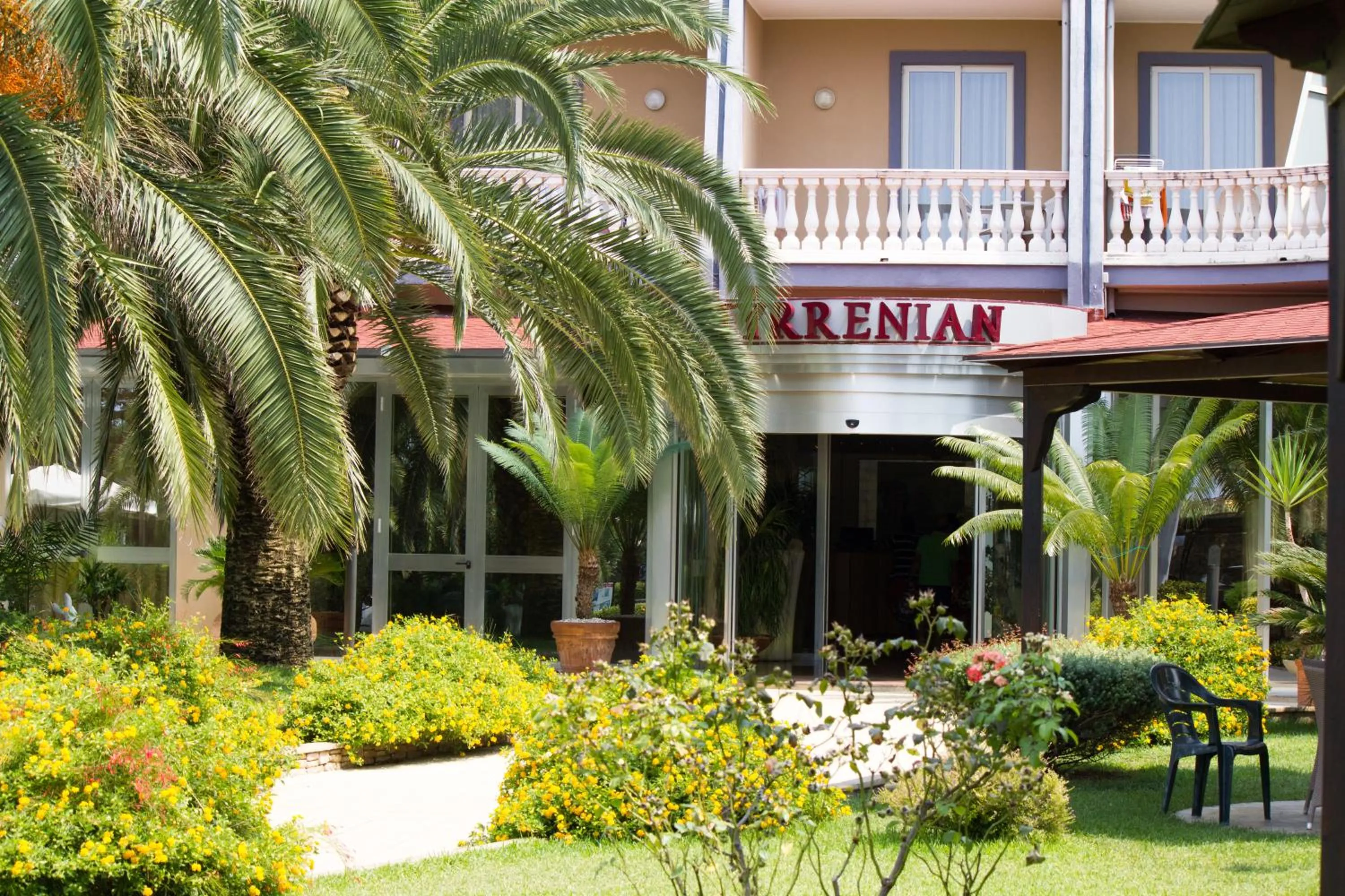 Facade/entrance in Park Hotel Tyrrenian