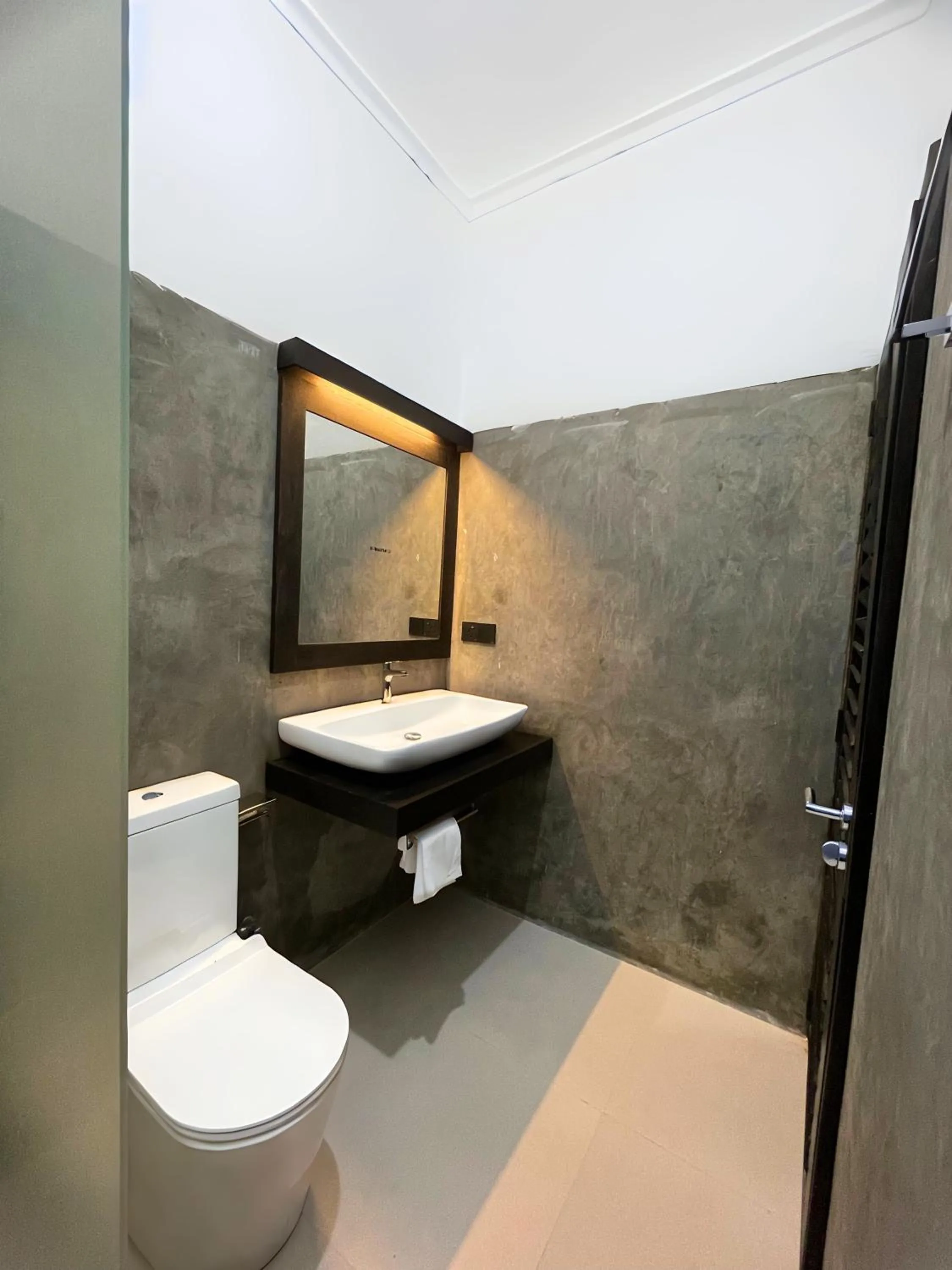 Bathroom in The Ivy Lake