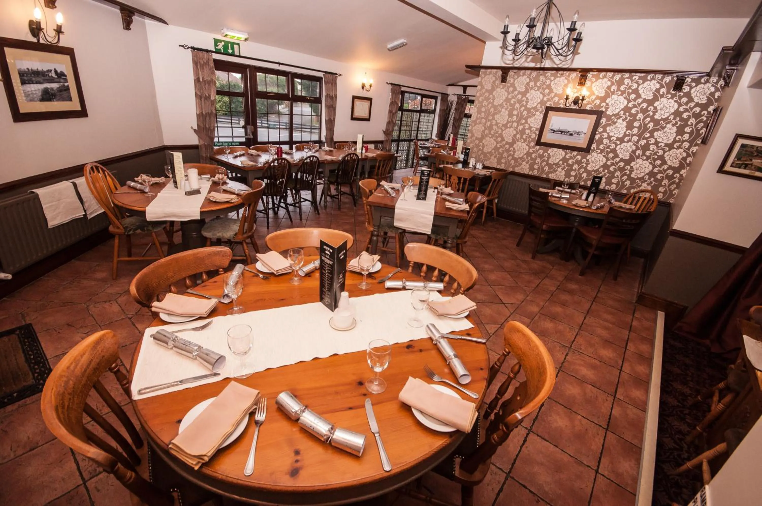 Restaurant/places to eat in The Chequers Inn