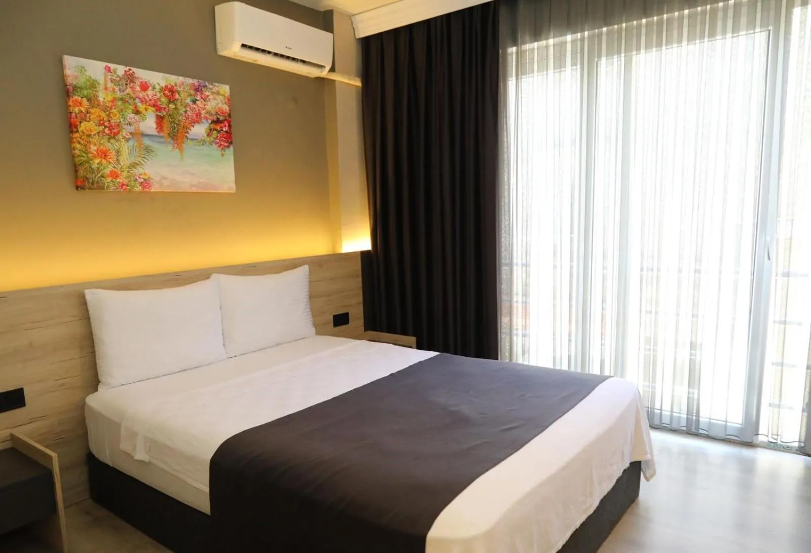Deluxe Double Room in Grand Faik Hotel