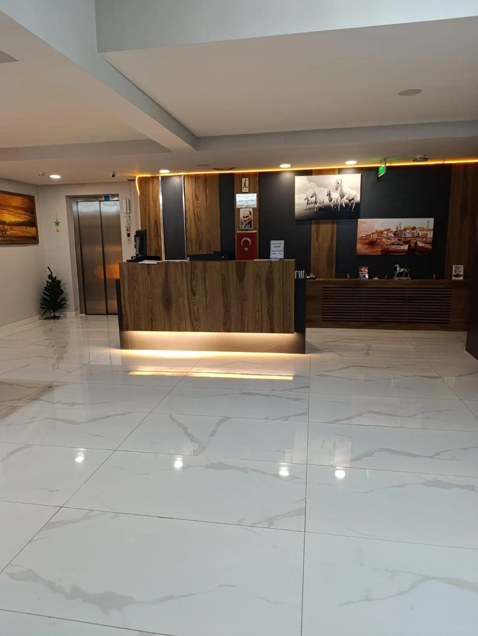 Lobby or reception in Grand Faik Hotel