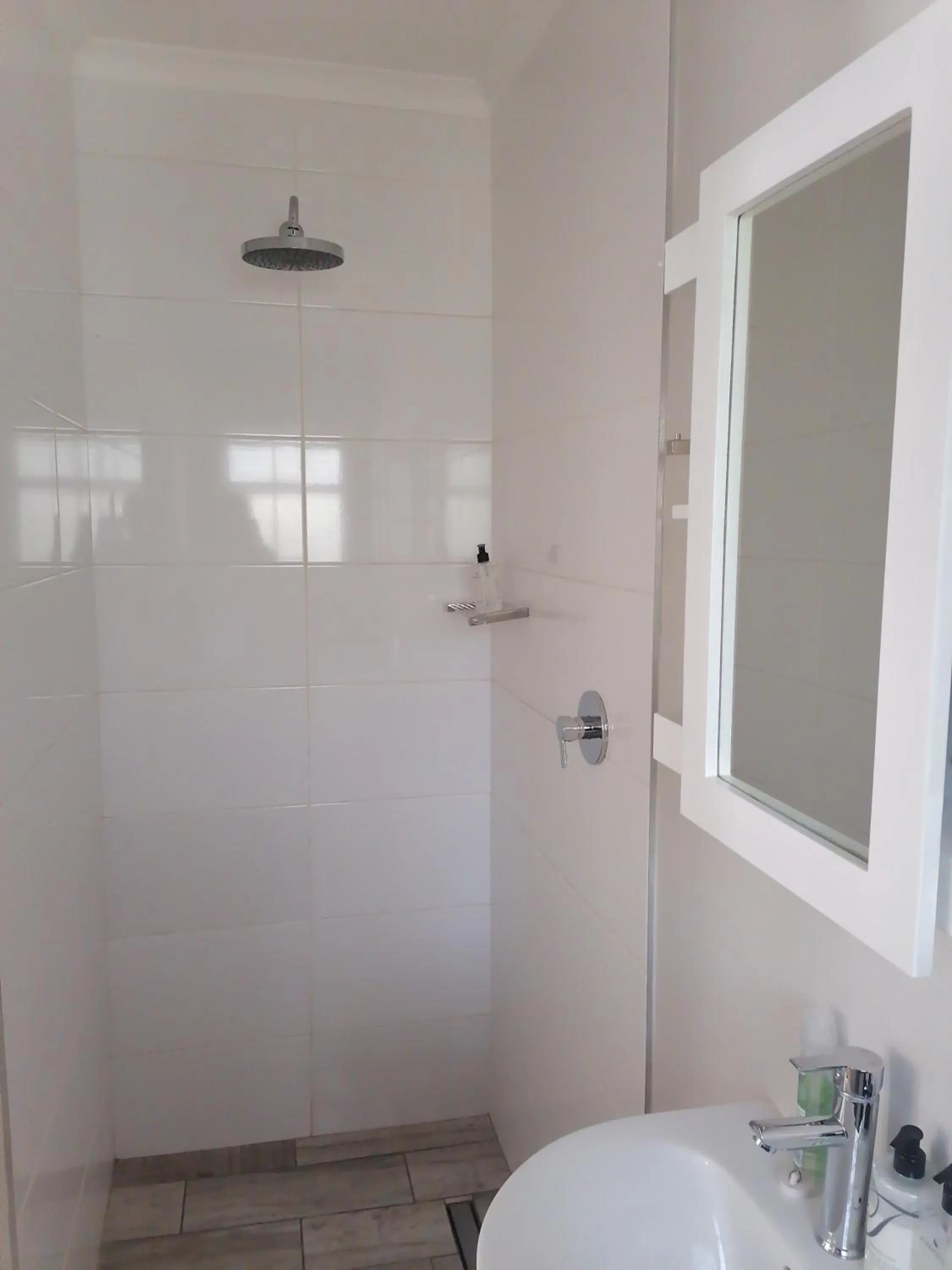 Shower in Conifer Beach House