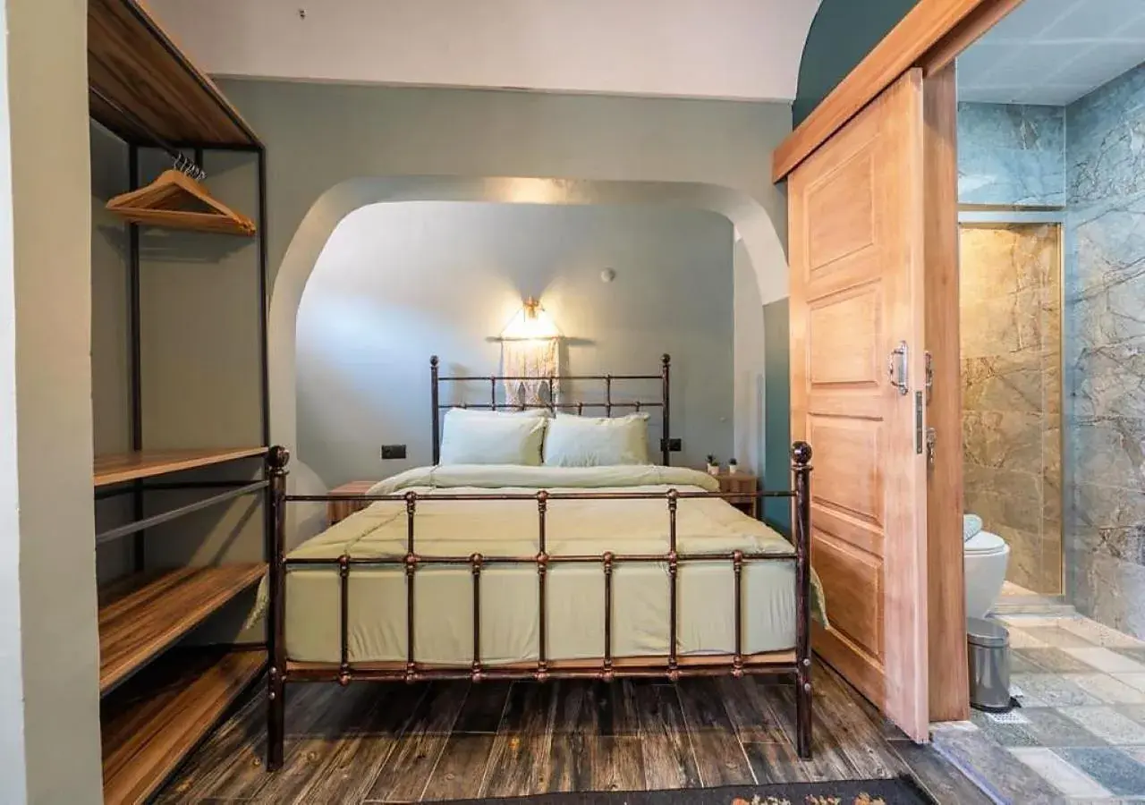 Budget Double Room in Liman Deluxe Hotel Budget Double Room in Liman Deluxe Hotel