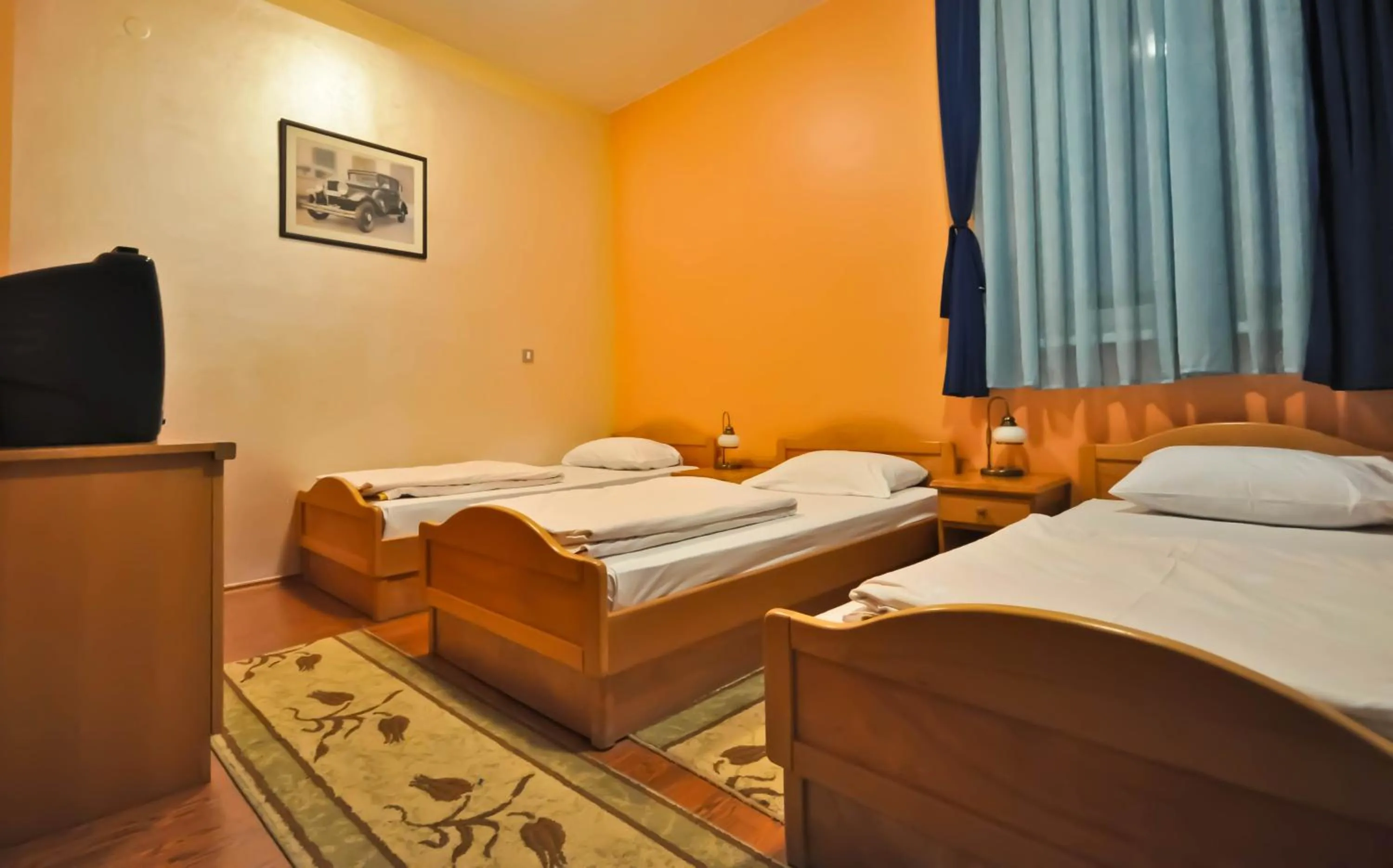 Photo of the whole room in Hotel BM