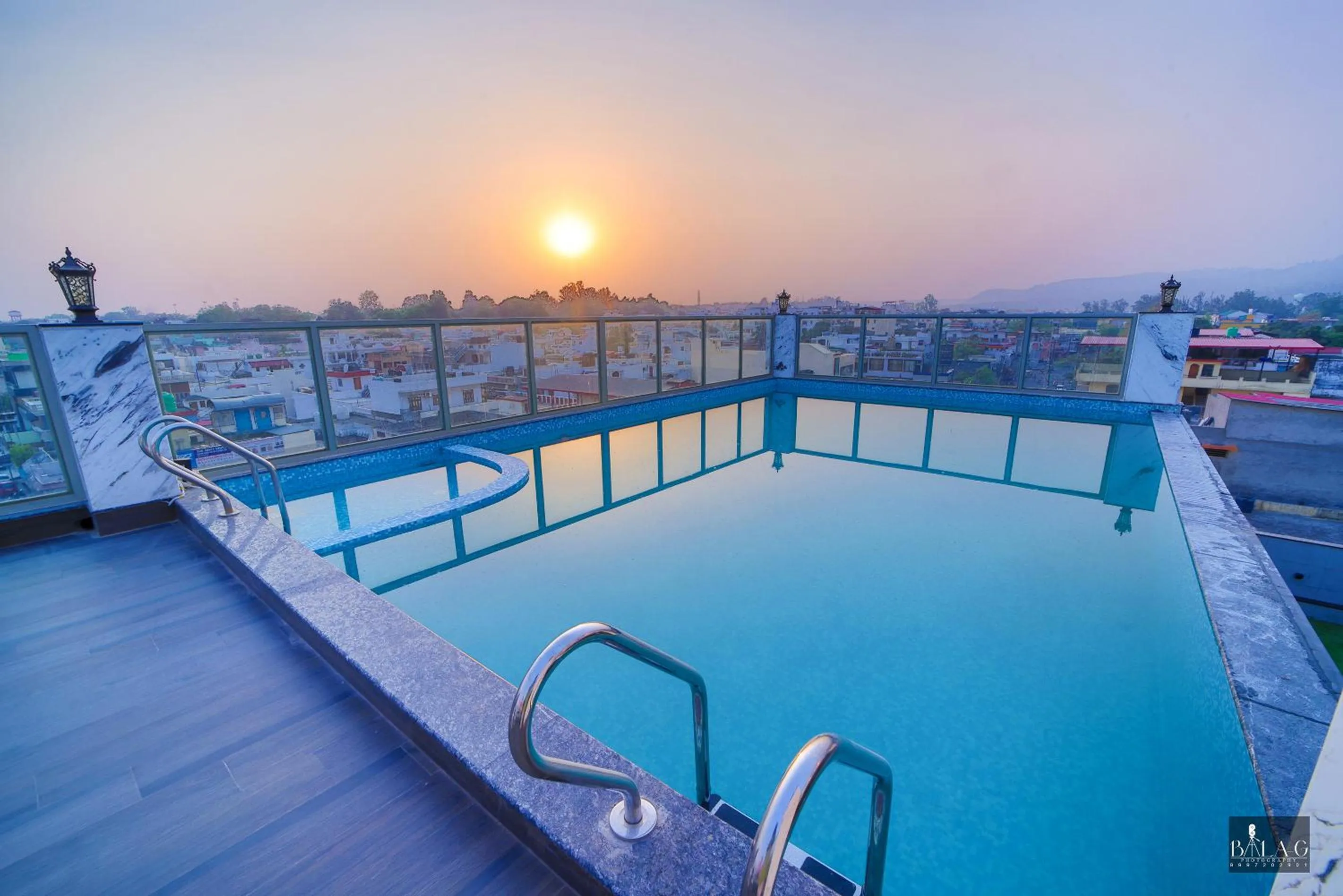 Swimming pool in Hotel Holy Vivasa