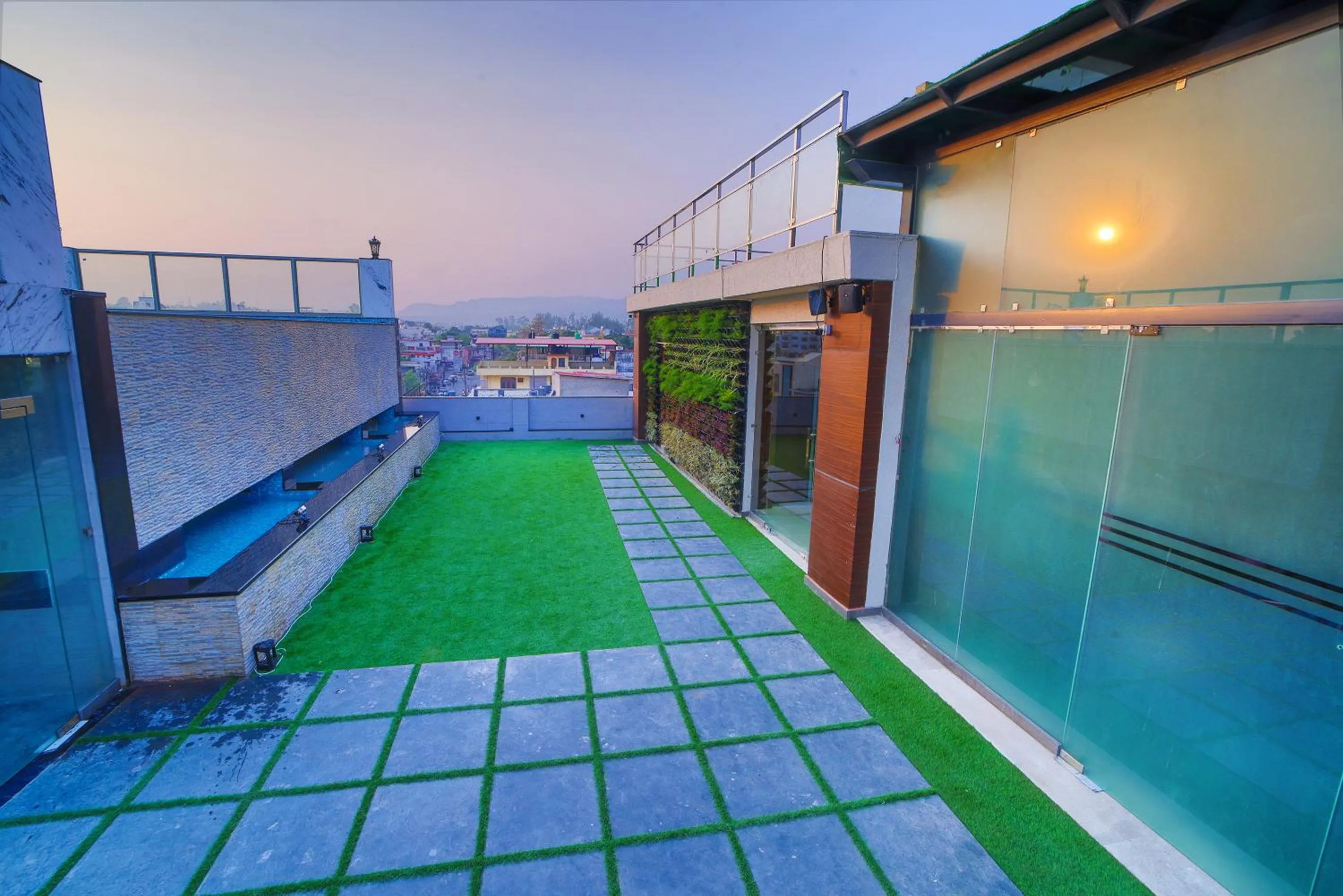 Swimming pool in Hotel Holy Vivasa