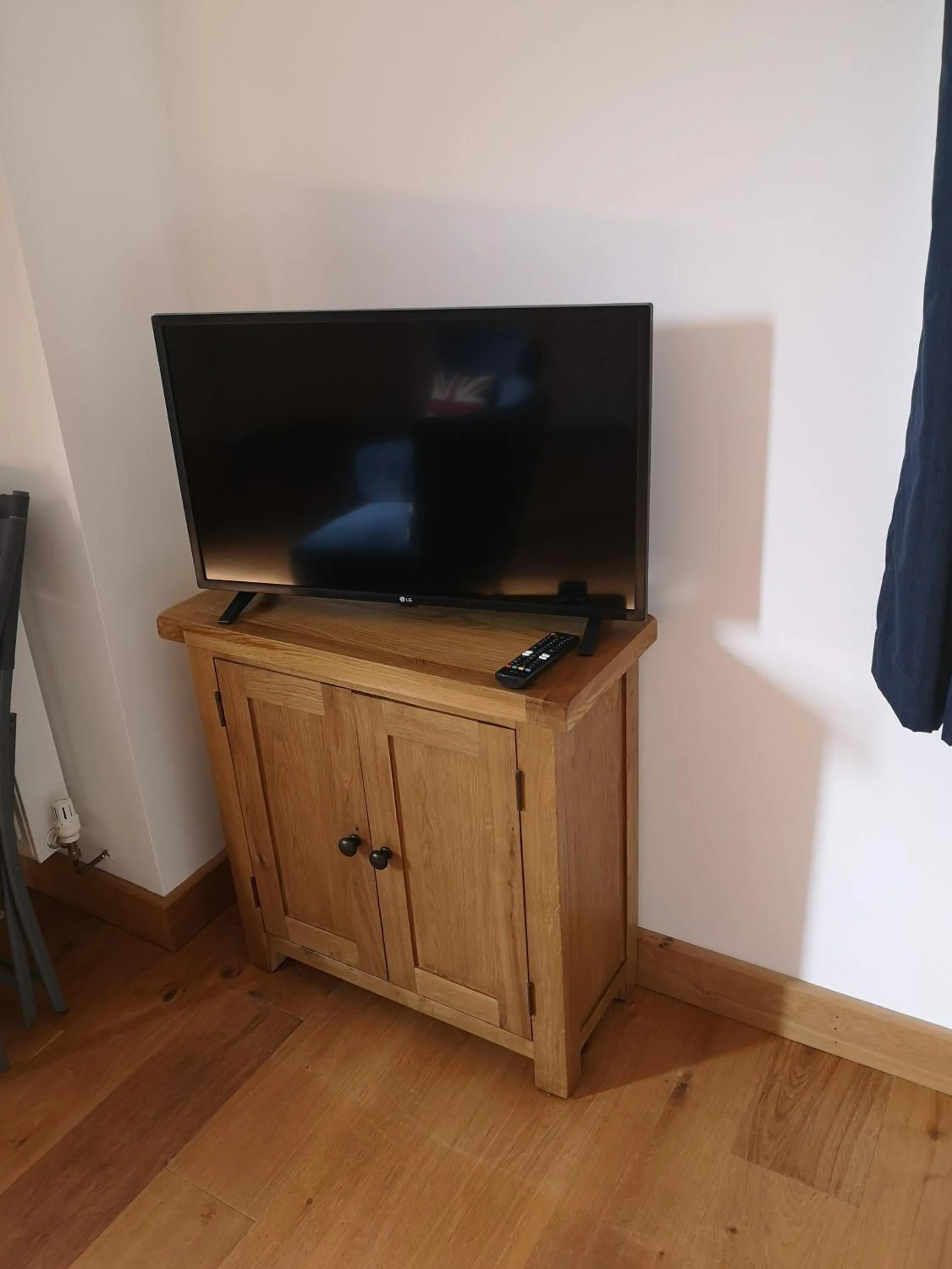 TV and multimedia in The Old Smithy Bed & Breakfast