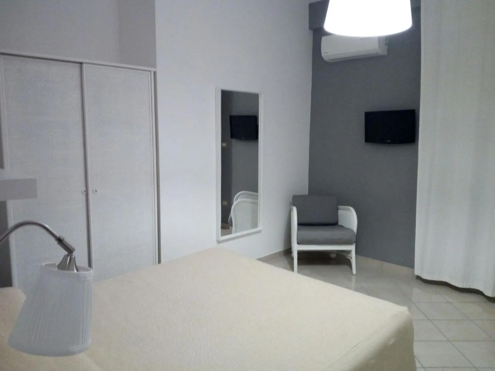 Photo of the whole room, Bed in Mini Hotel - Angolo Di Paradiso -