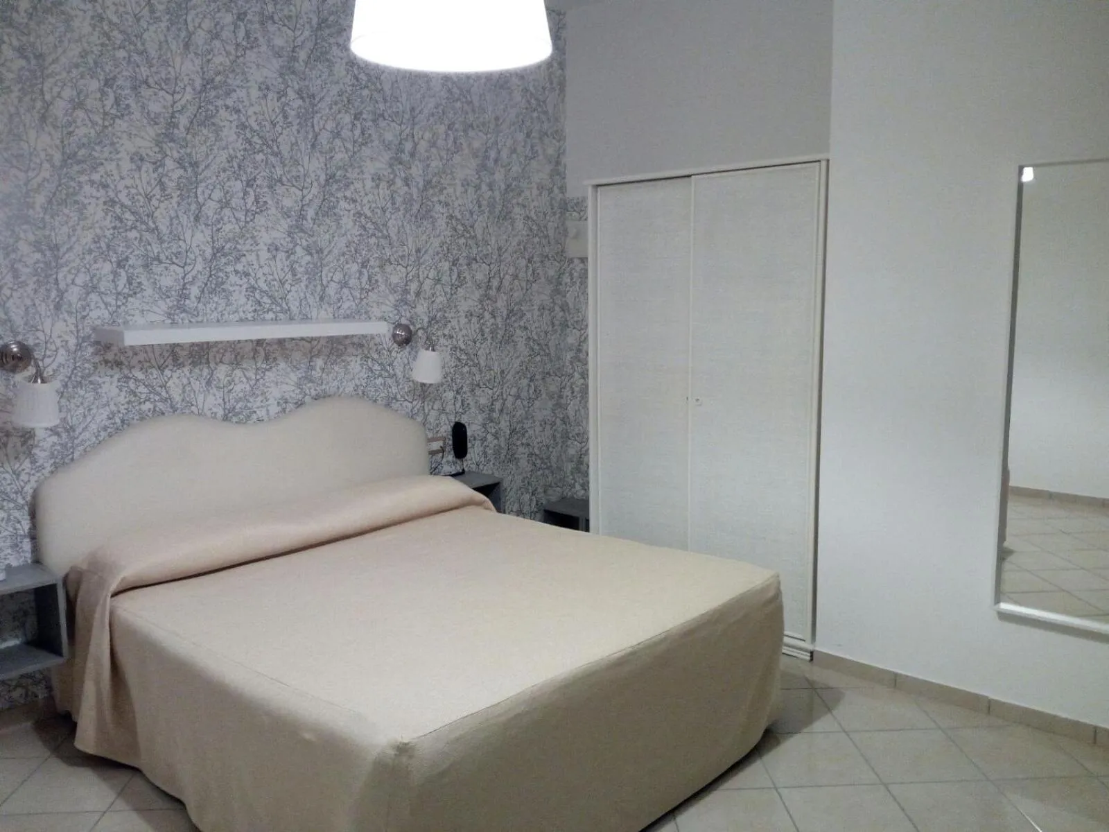 Photo of the whole room, Bed in Mini Hotel - Angolo Di Paradiso -