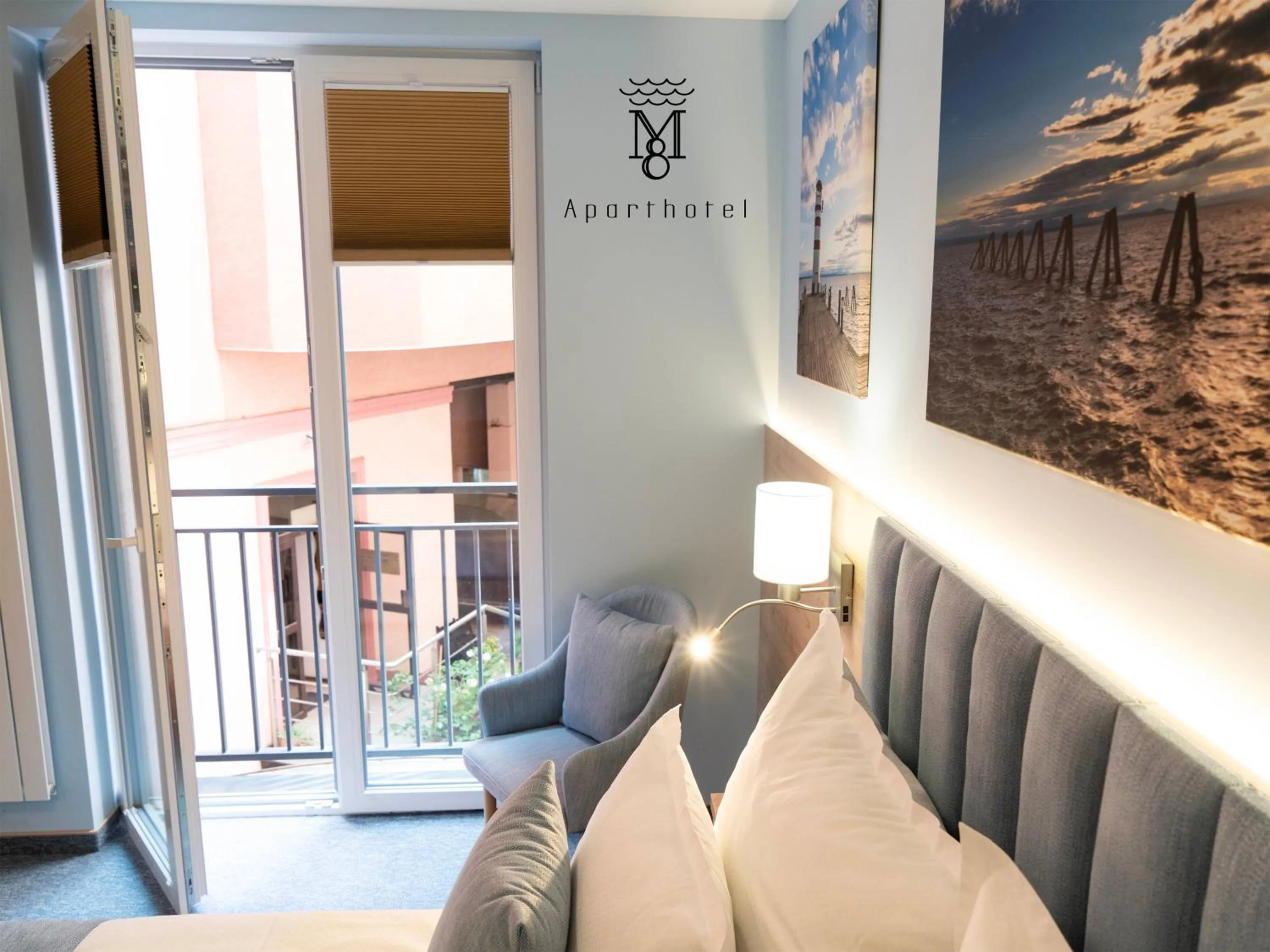 Bed in Mariensztat 8 Hotel