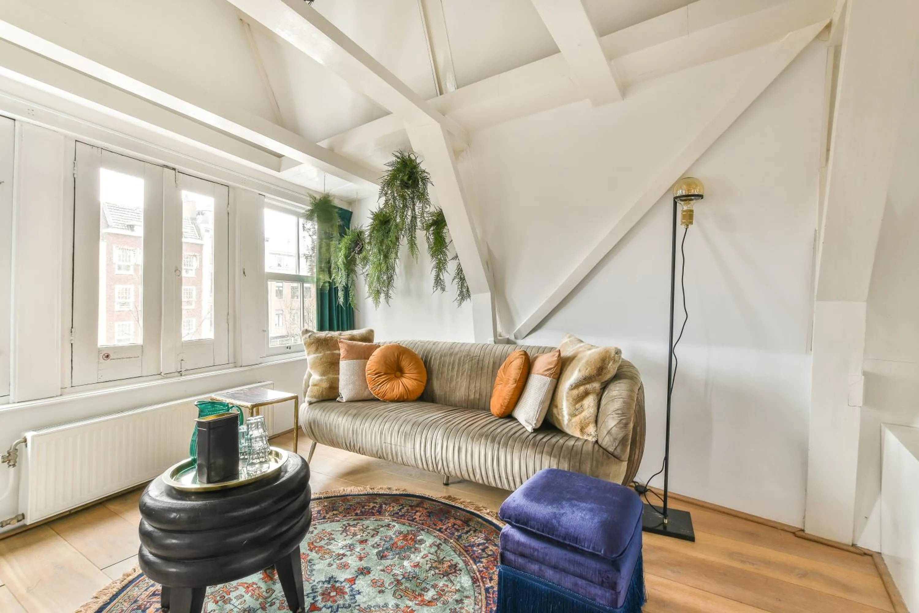 Spiegelgracht Apartments with Canal View