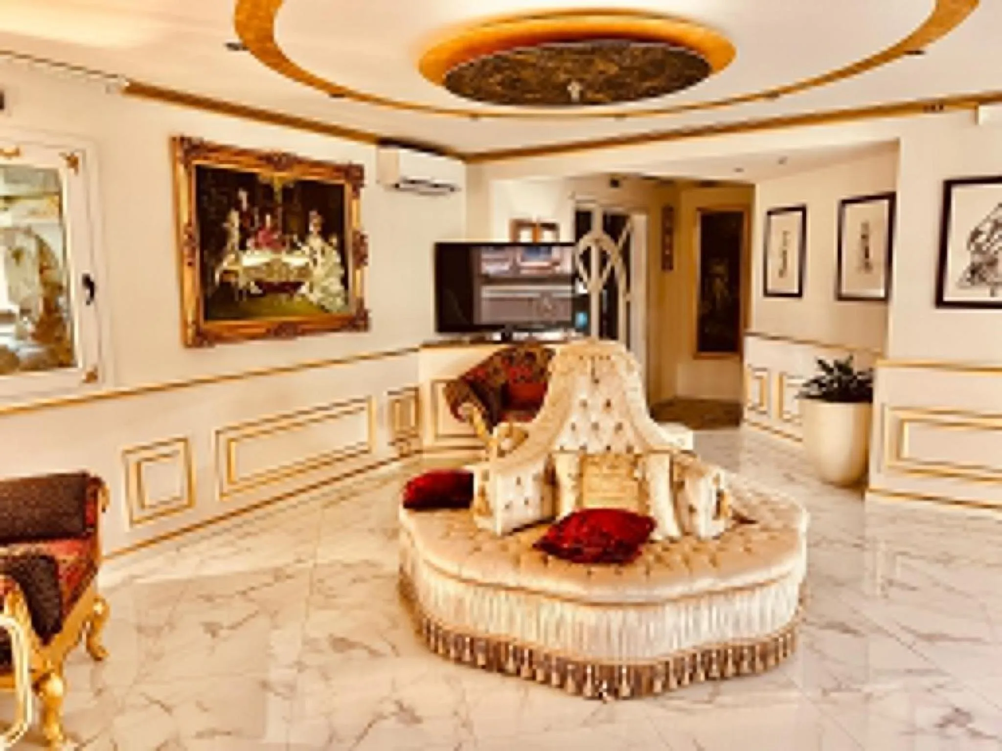 Lounge or bar in Hotel Villa Pigalle