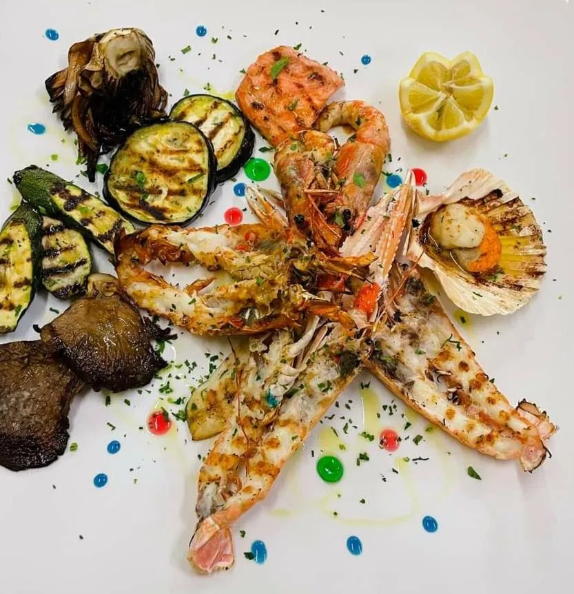 Food and drinks in Hotel Villa Pigalle