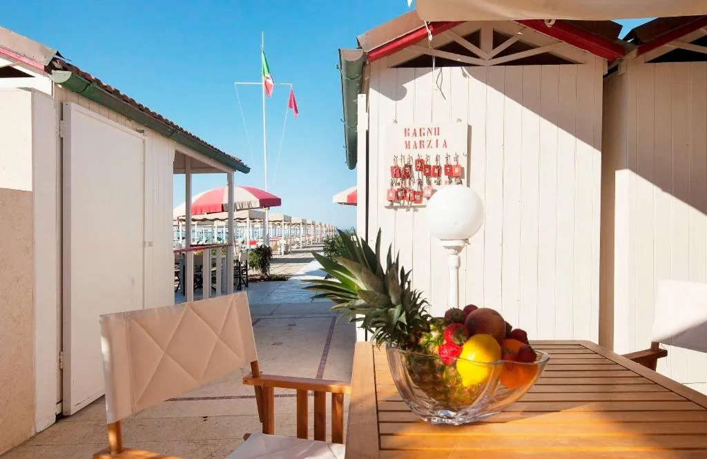 Day in President Hotel