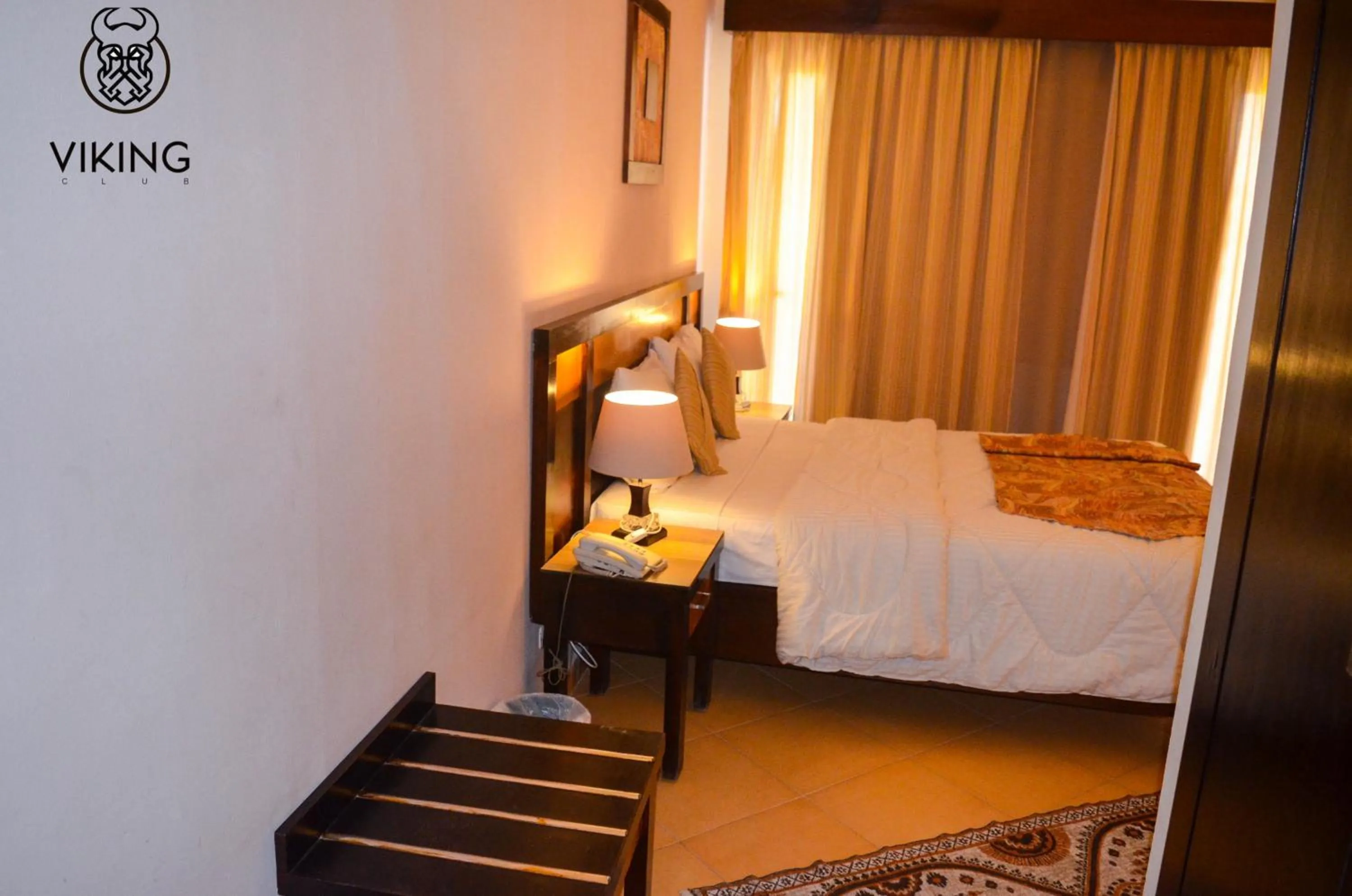 Bedroom, Bed in Viking club hotel