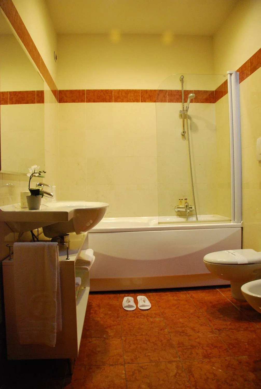 Bathroom in Hotel Alla Torre