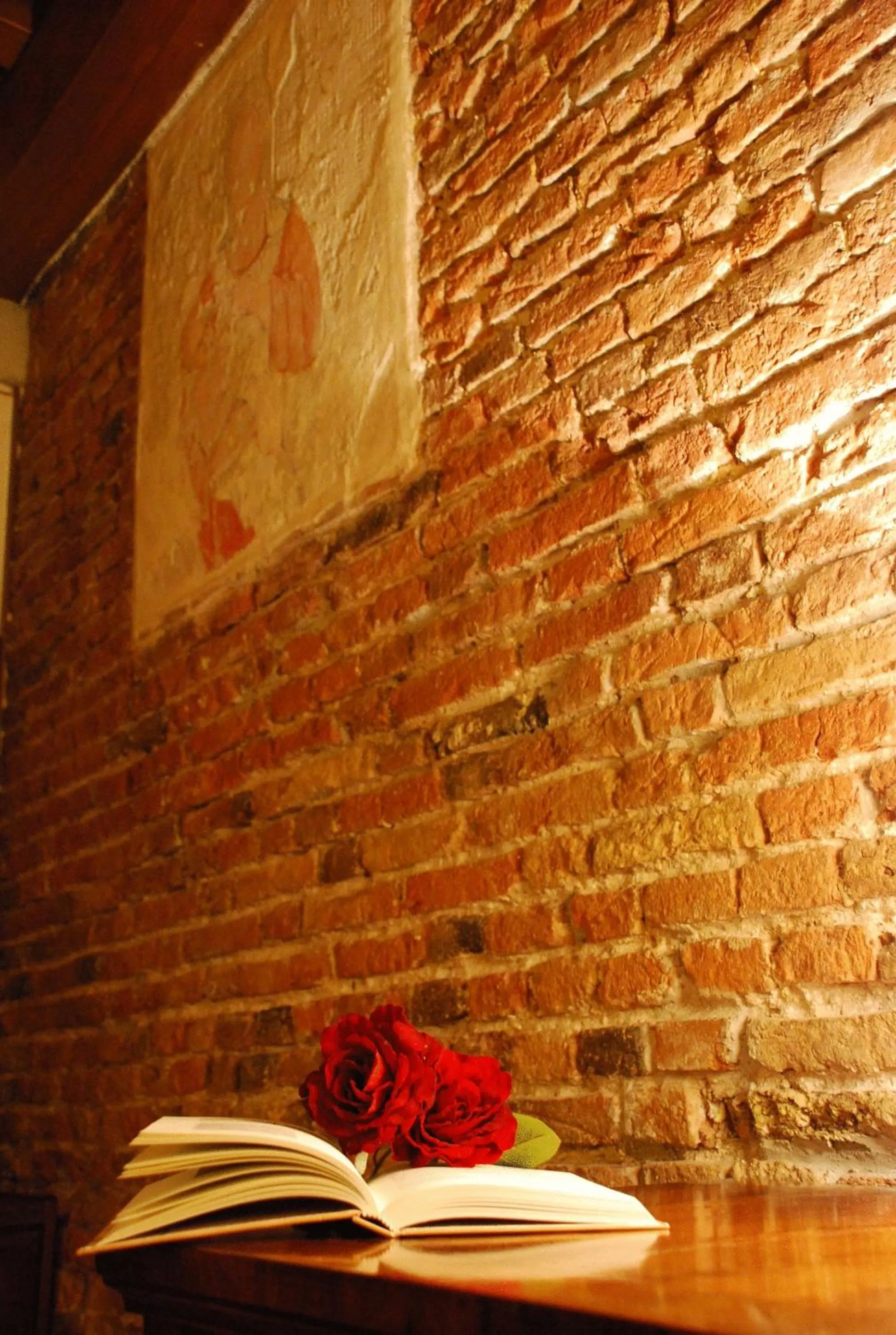 Decorative detail in Hotel Alla Torre