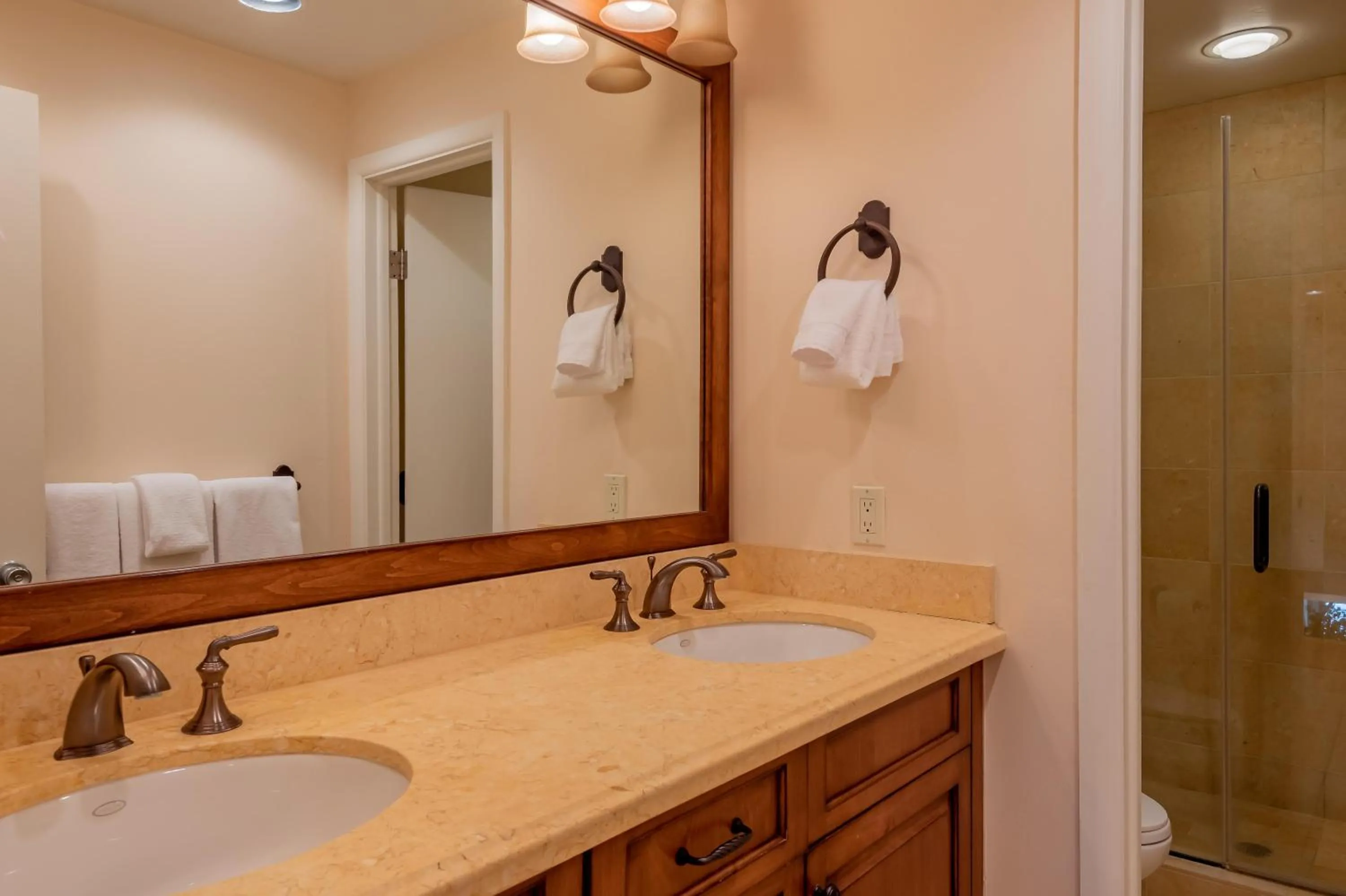 Creekside Condo 1337