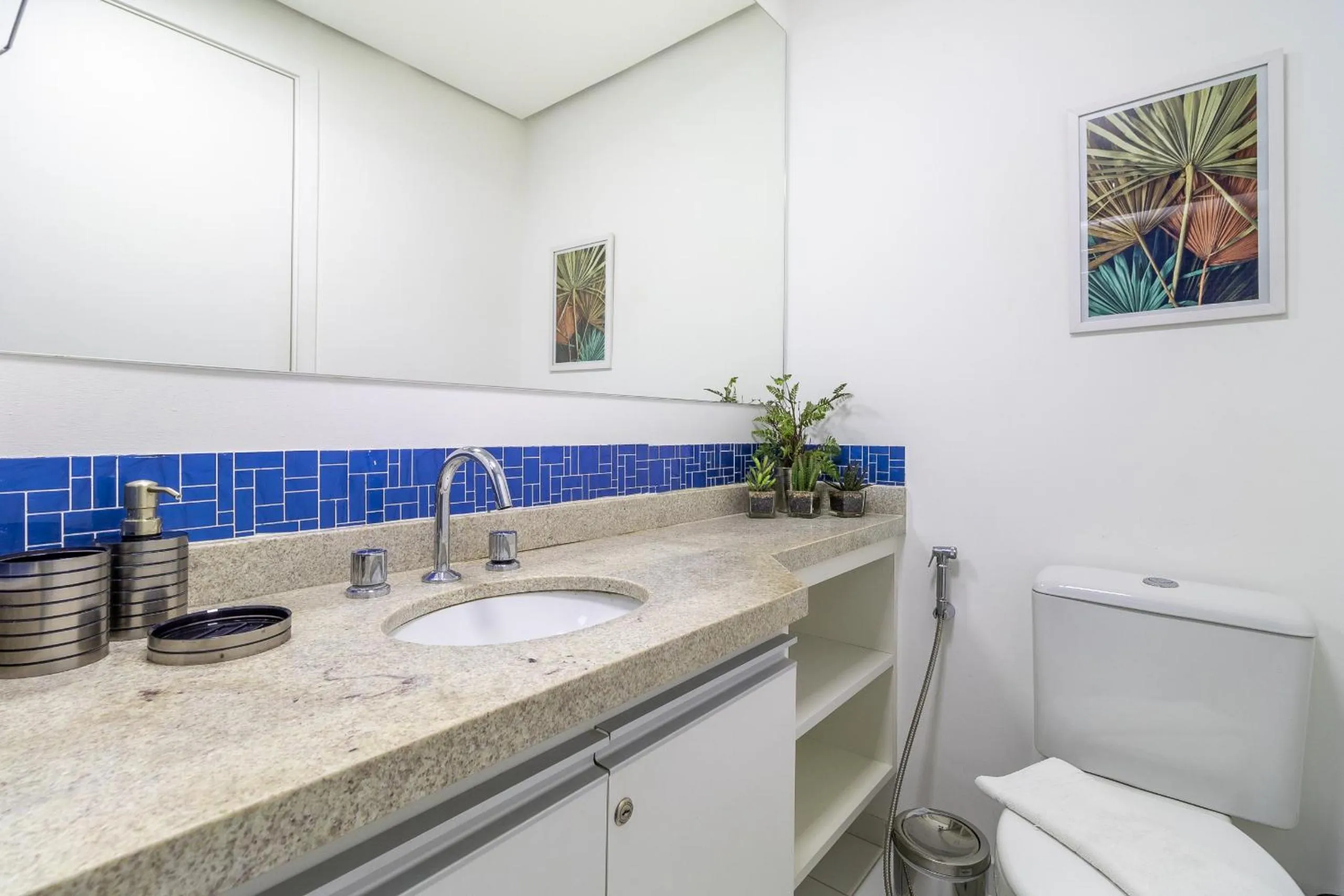 Bathroom in Akile Hype