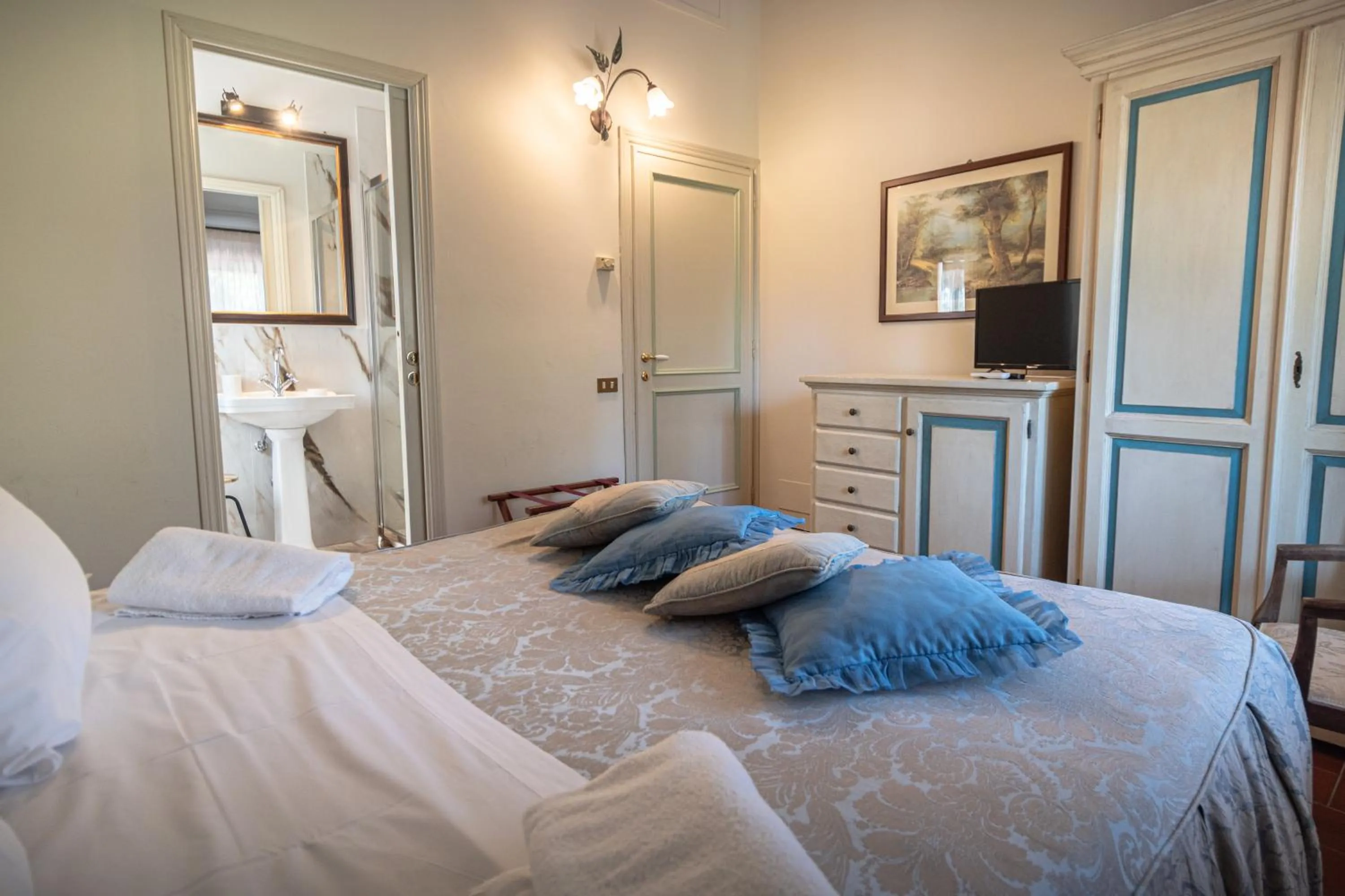 Bedroom in Resort e Spa San Crispino