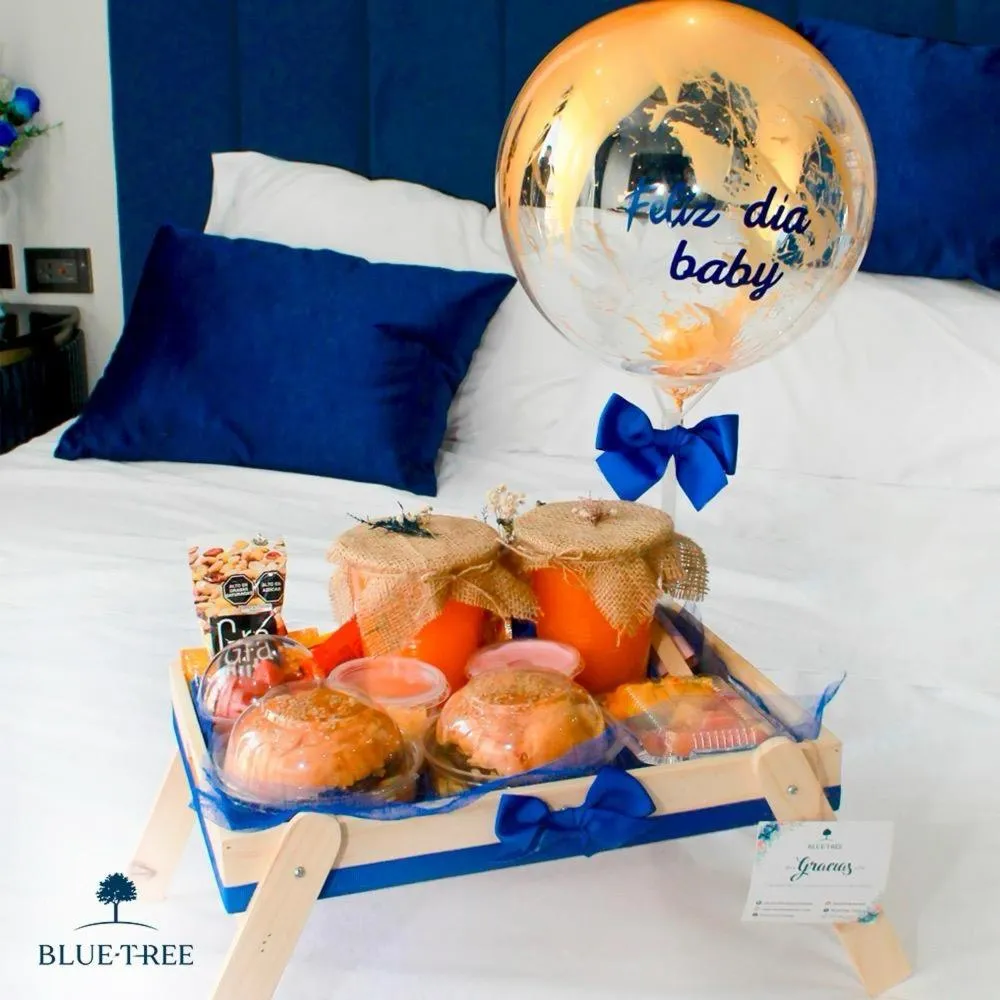 Breakfast, Bed in Blue Three