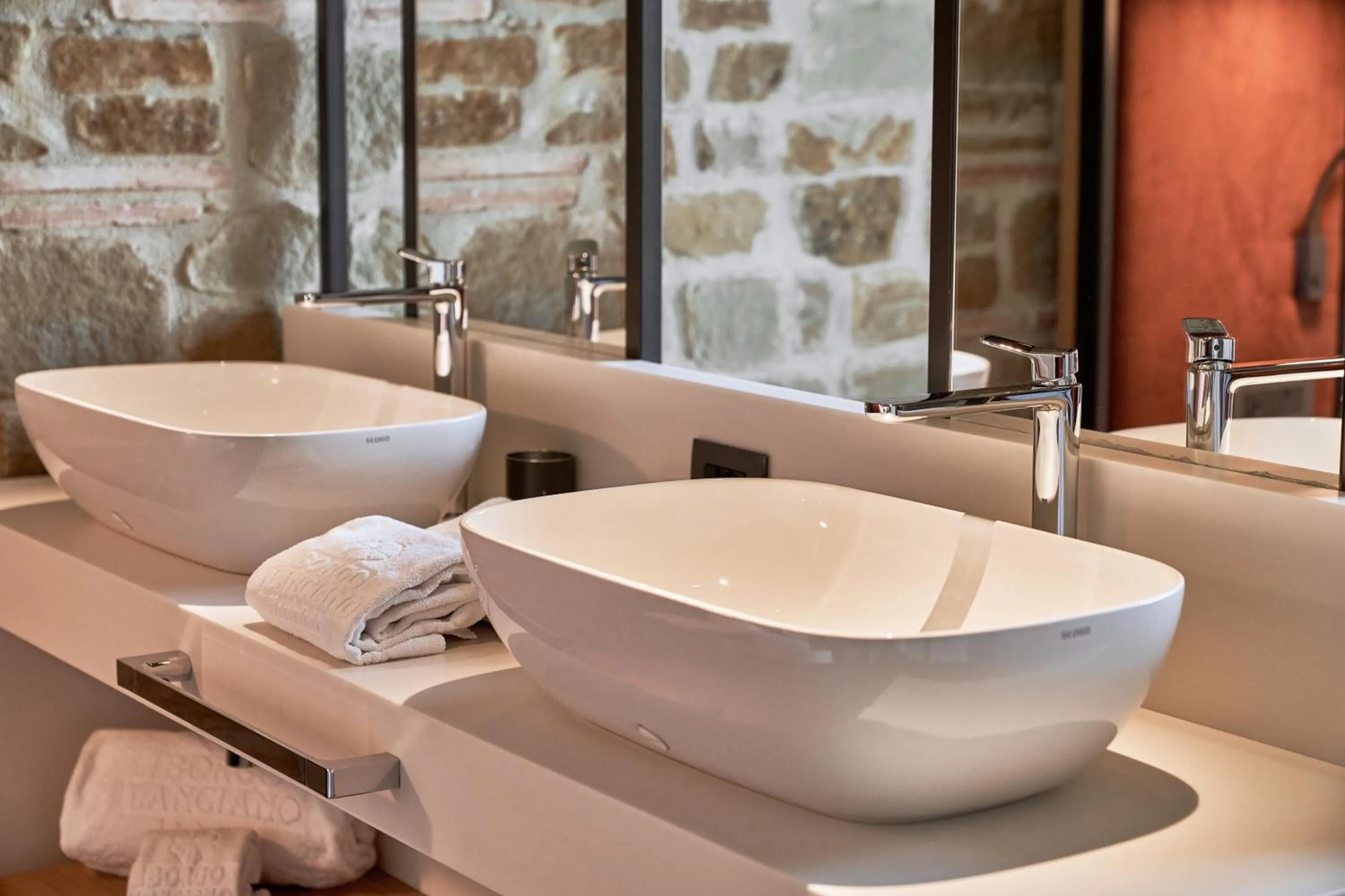 Bathroom in Borgo Lanciano