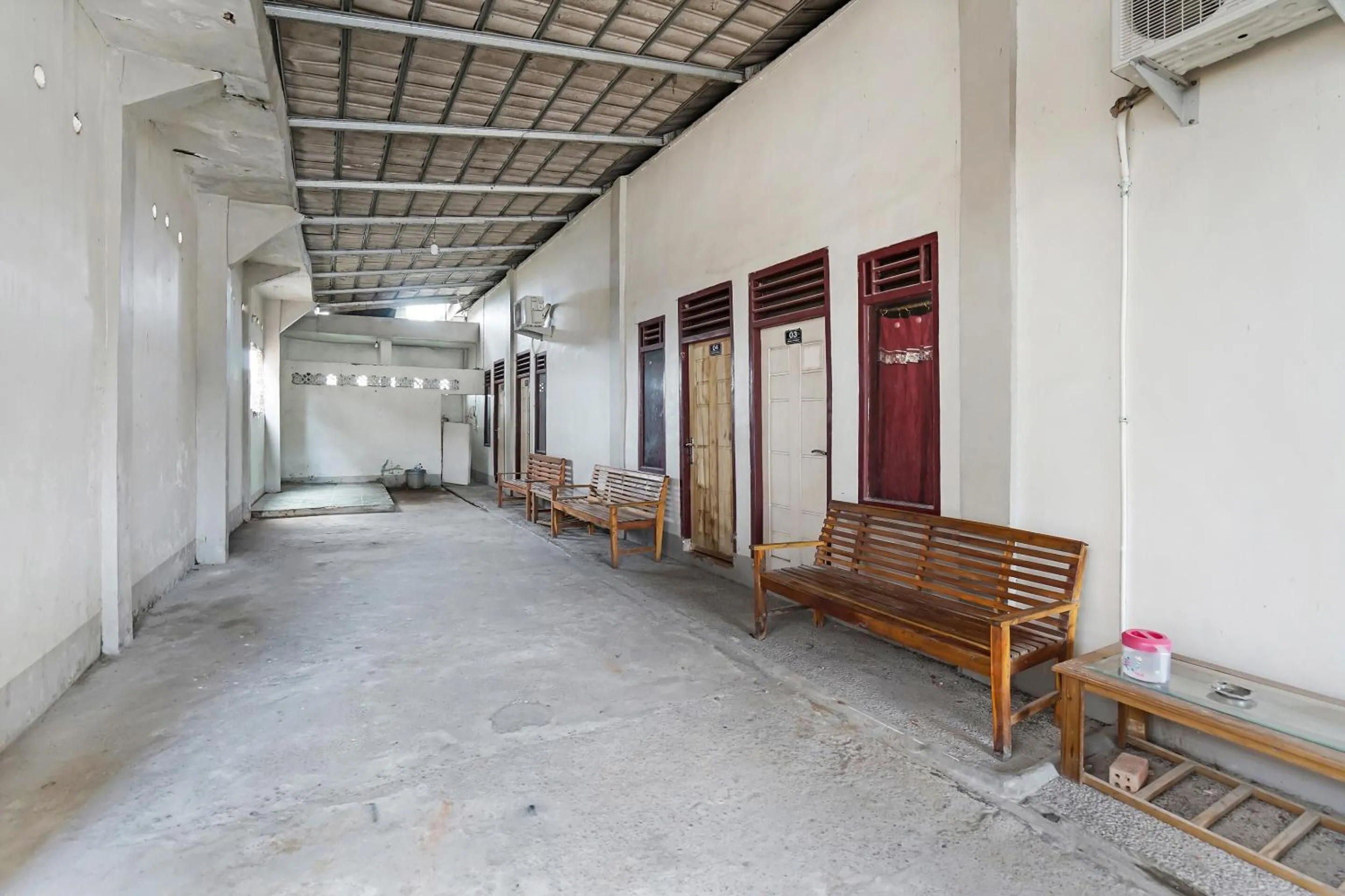 Lobby or reception in Hotel O Penginapan Indah Permai Syariah