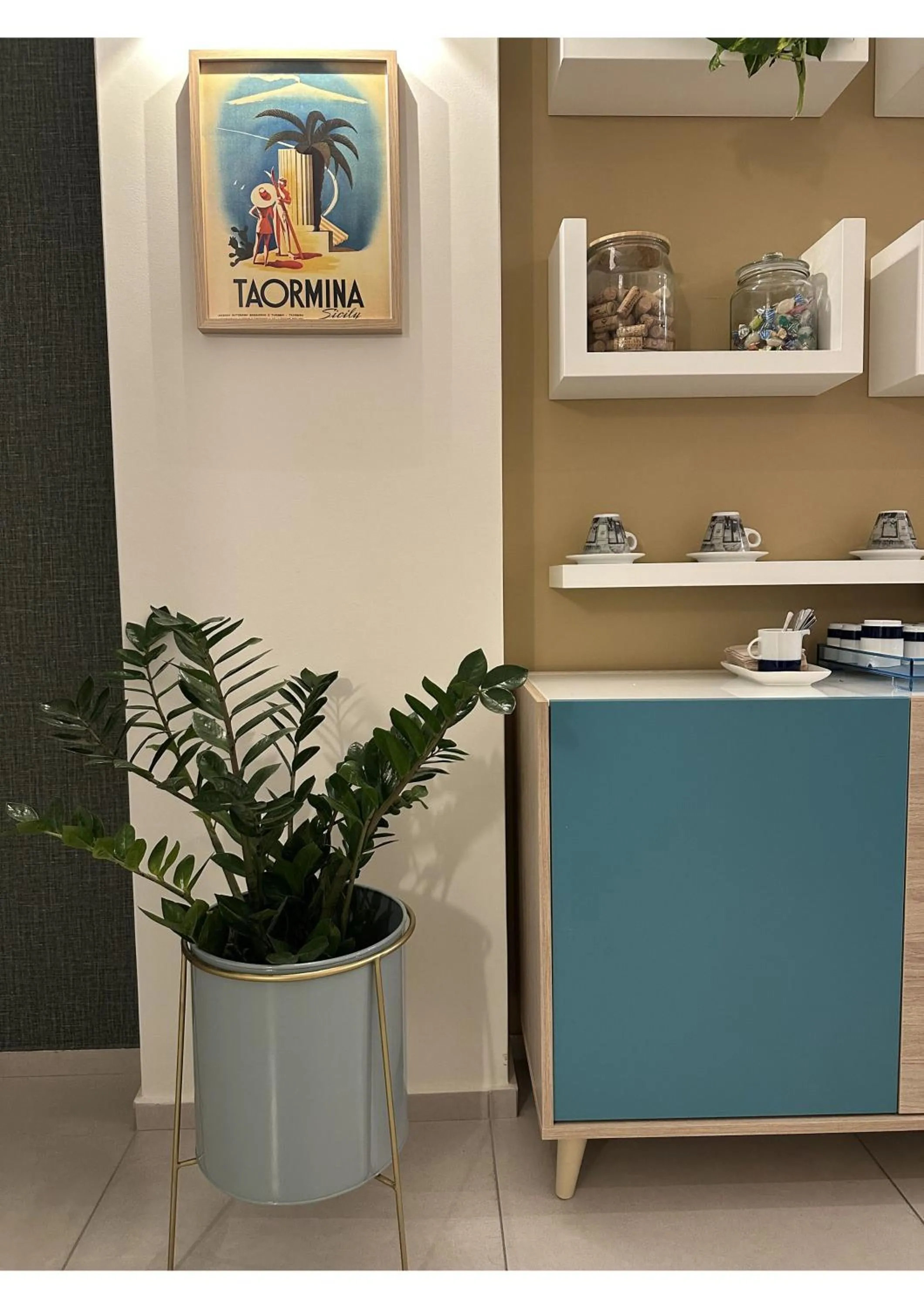 Seating area in Taormina Town - Guesthouse Sicily