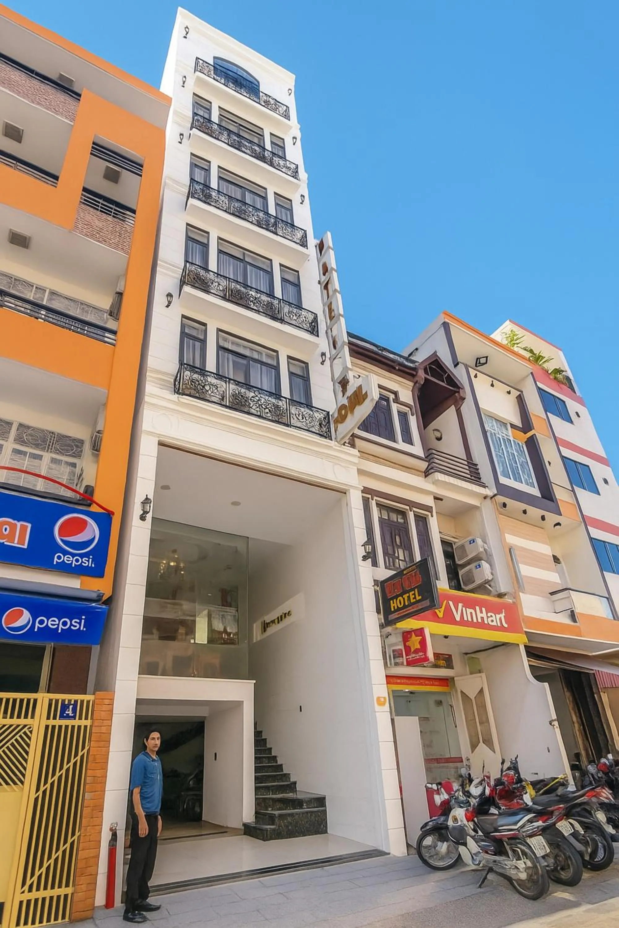 Property building in Liberty Hotel Đà Nẵng