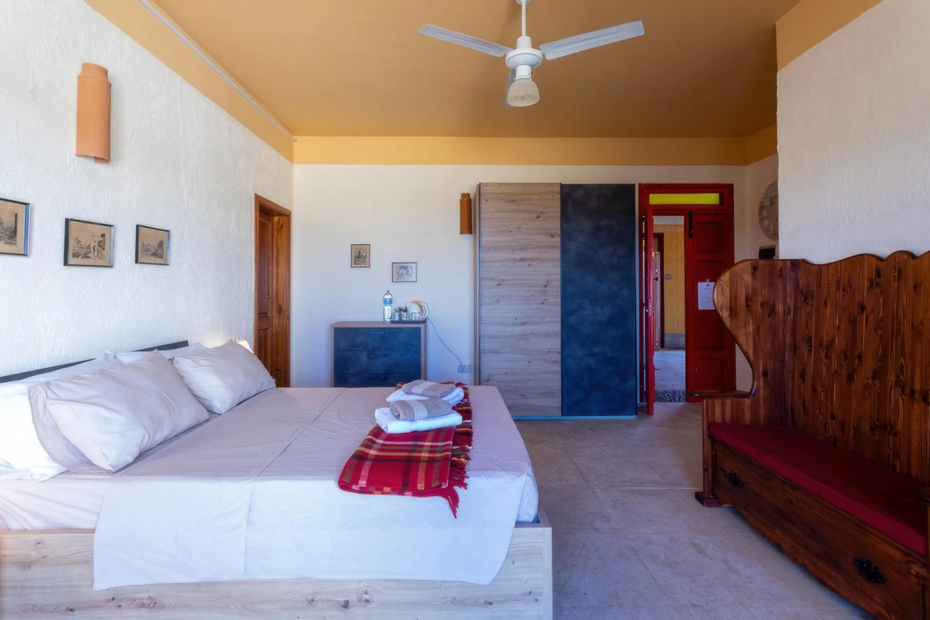 Photo of the whole room in Villa Serenity B&B