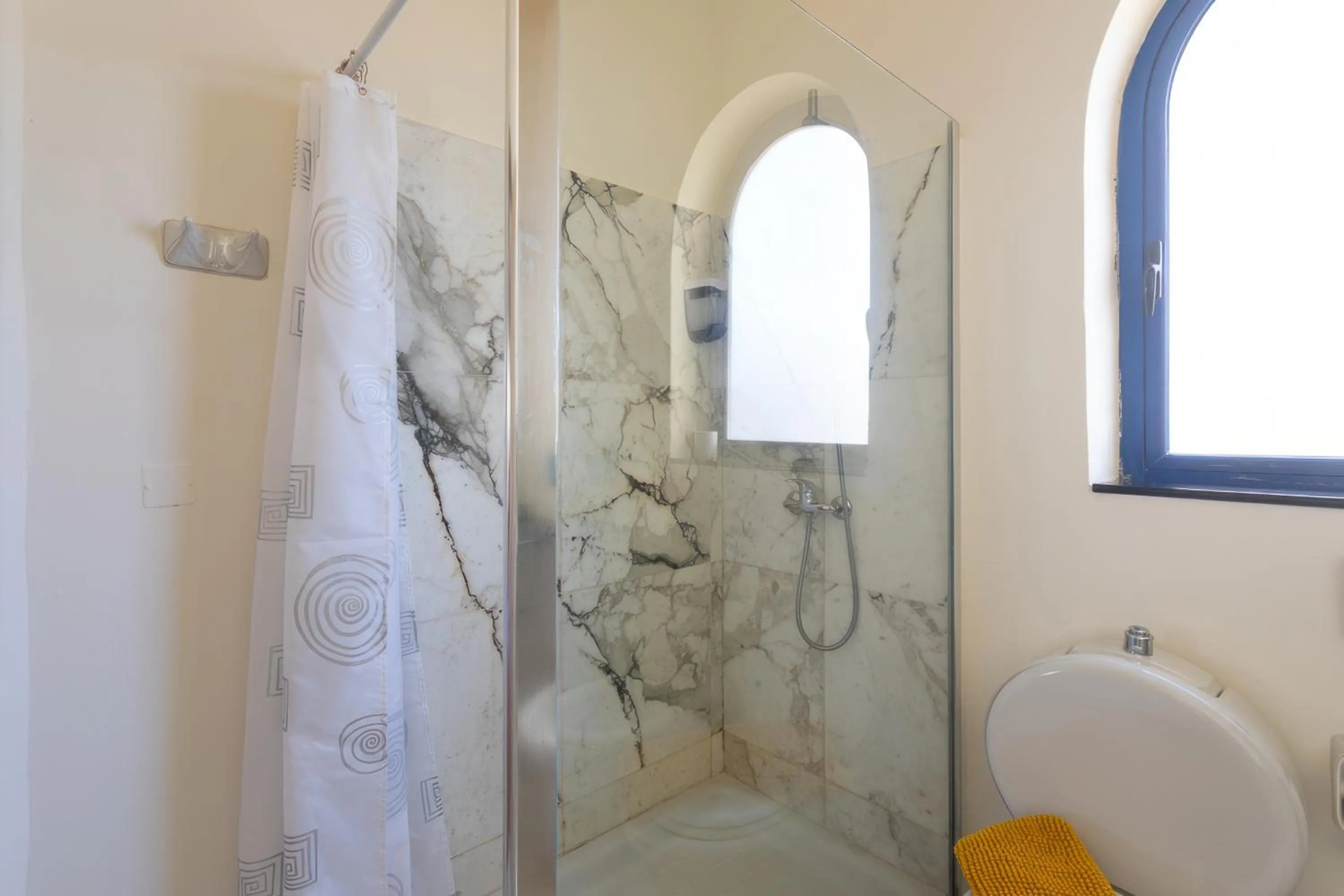 Bathroom in Villa Serenity B&B