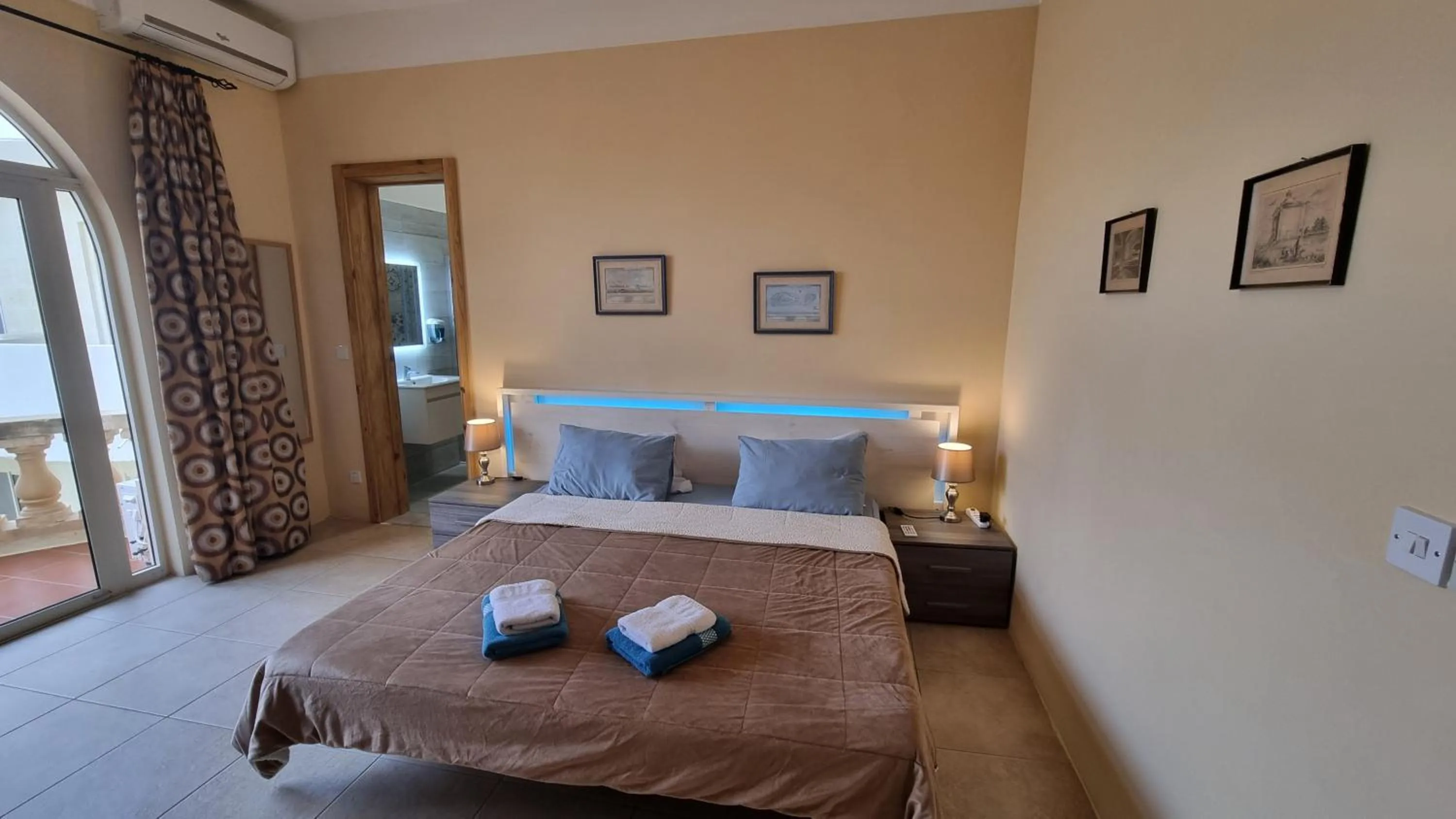 Photo of the whole room in Villa Serenity B&B