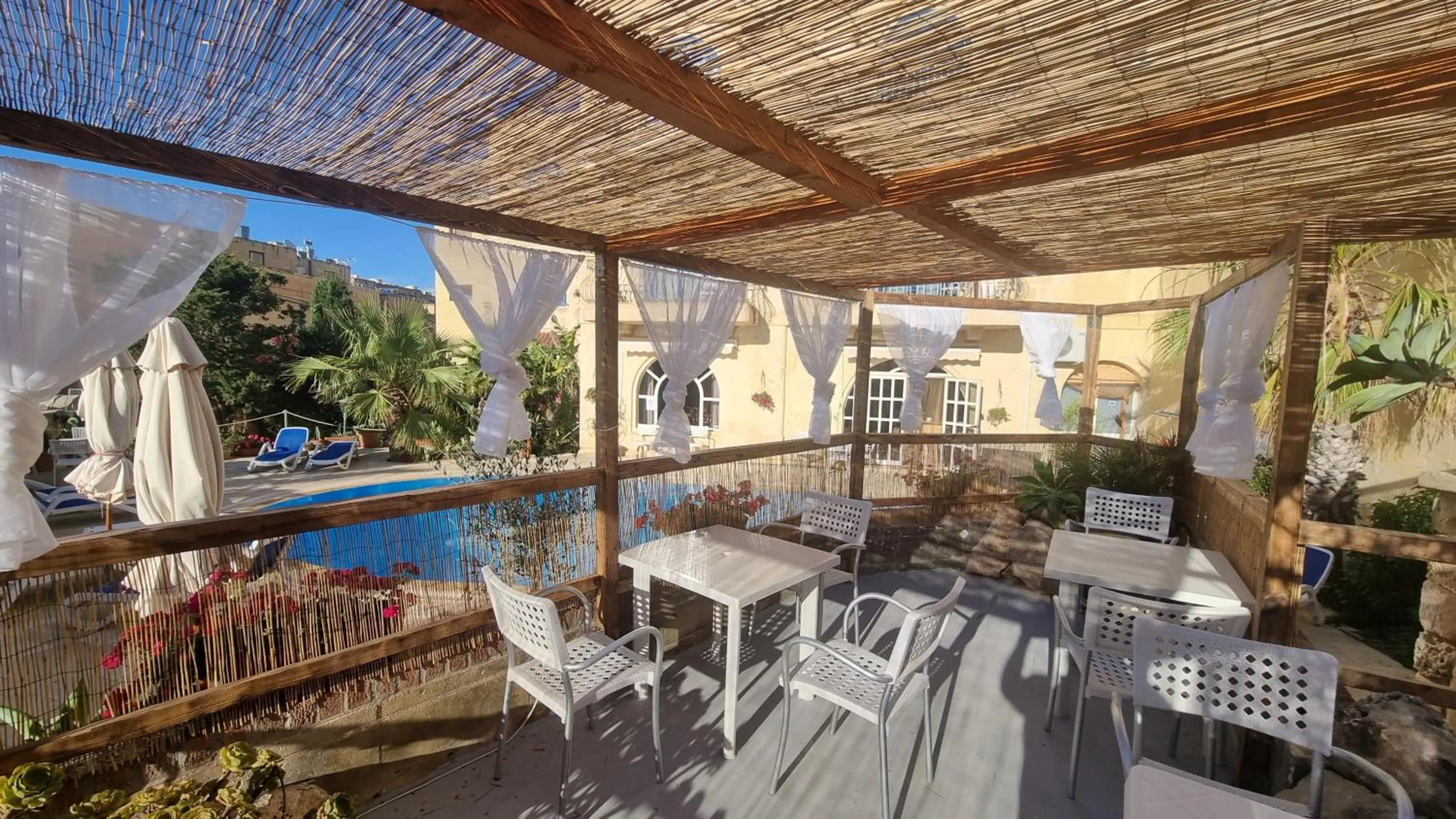 Patio in Villa Serenity B&B